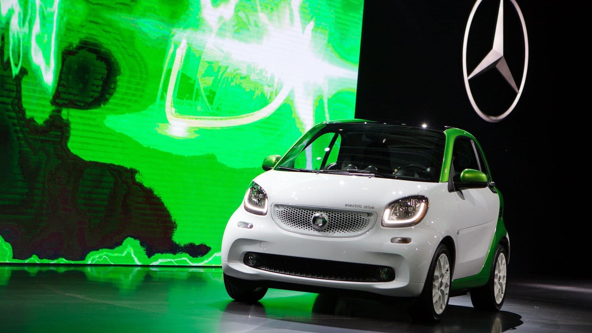Smart to Go All-Electric in North America by 2018, Daimler Says