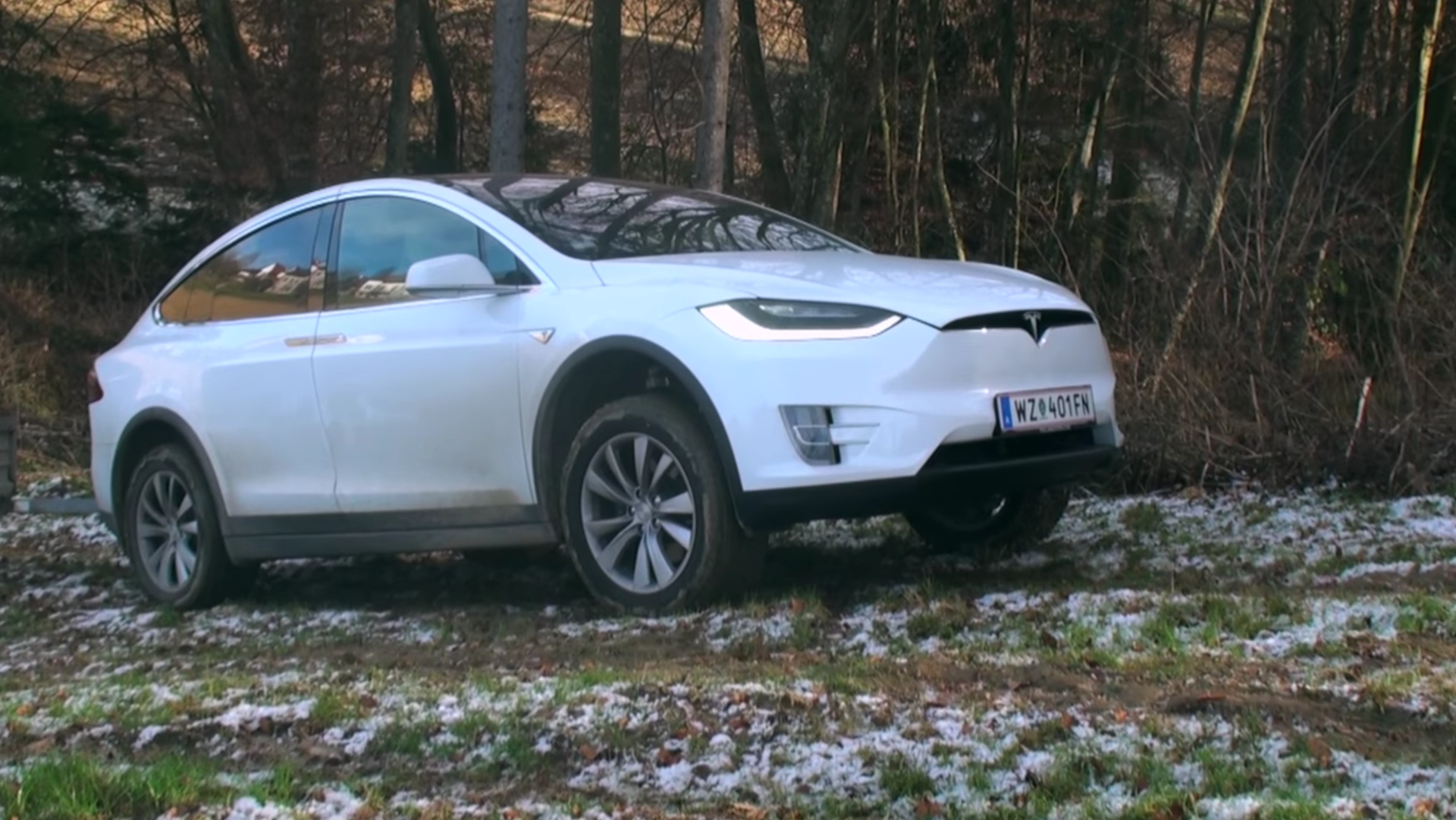 Tesla Model X Trying to Go Off-Road Is Hilarious, Sad, and Slightly Impressive