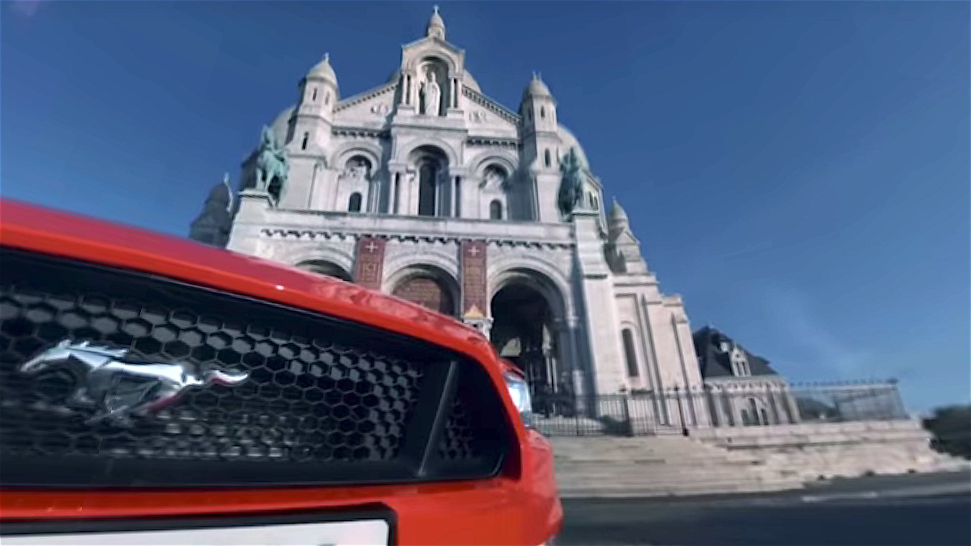 Ford Uses the Mustang to Recreate a Classic Chase Through Paris in Virtual Reality