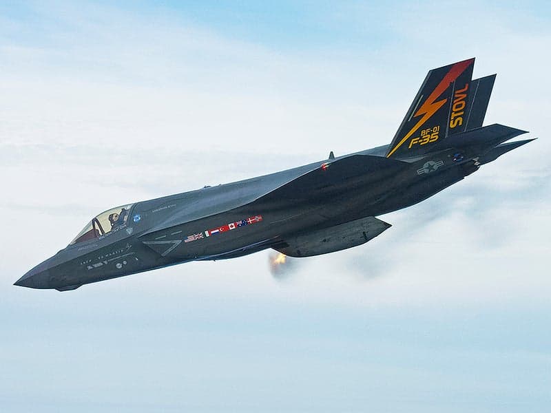 Check Out This Pic of an F-35B Firing its Gun Pod in the Air for the First Time