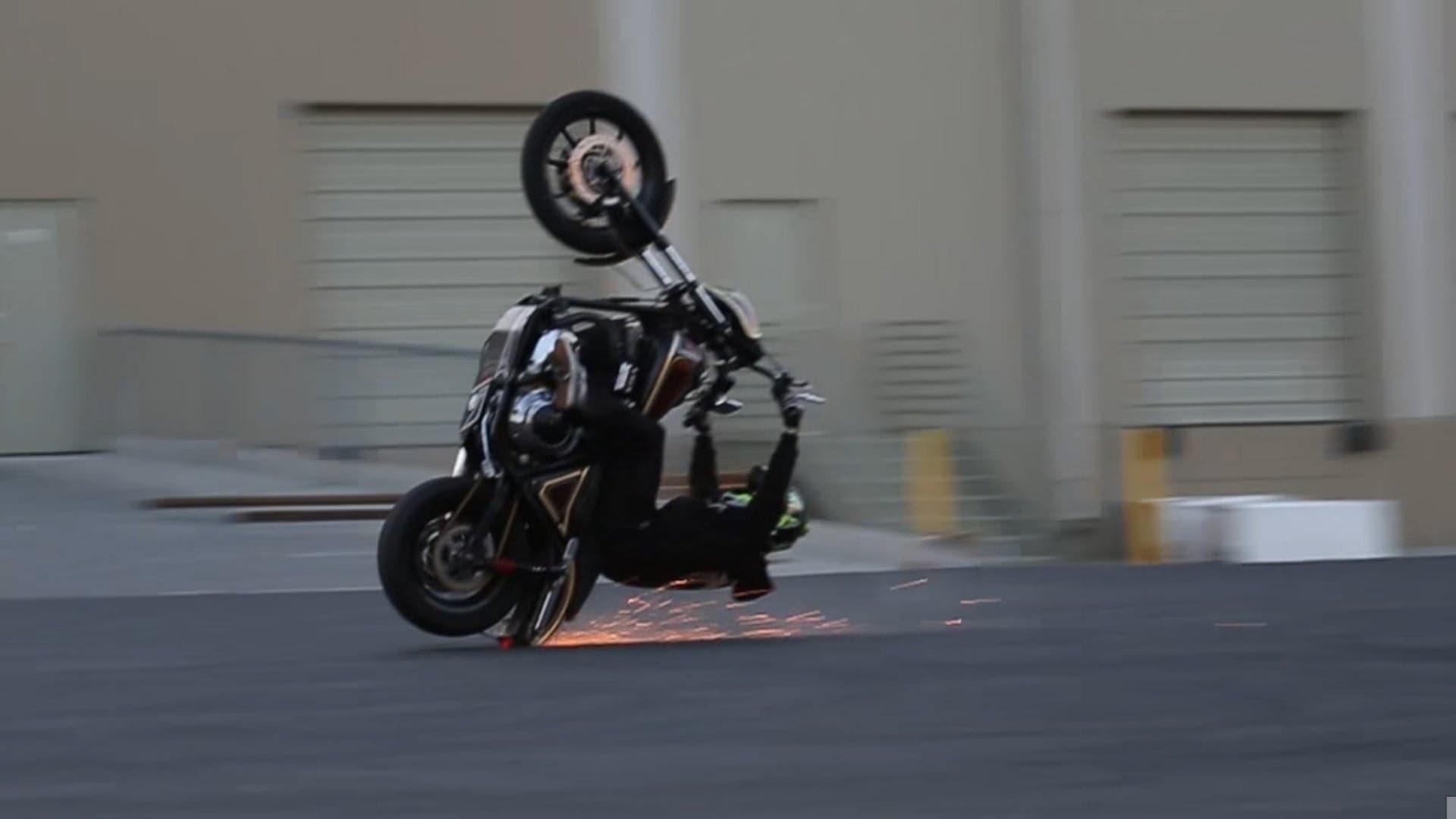 Watch a Harley-Davidson Crash While Stunting