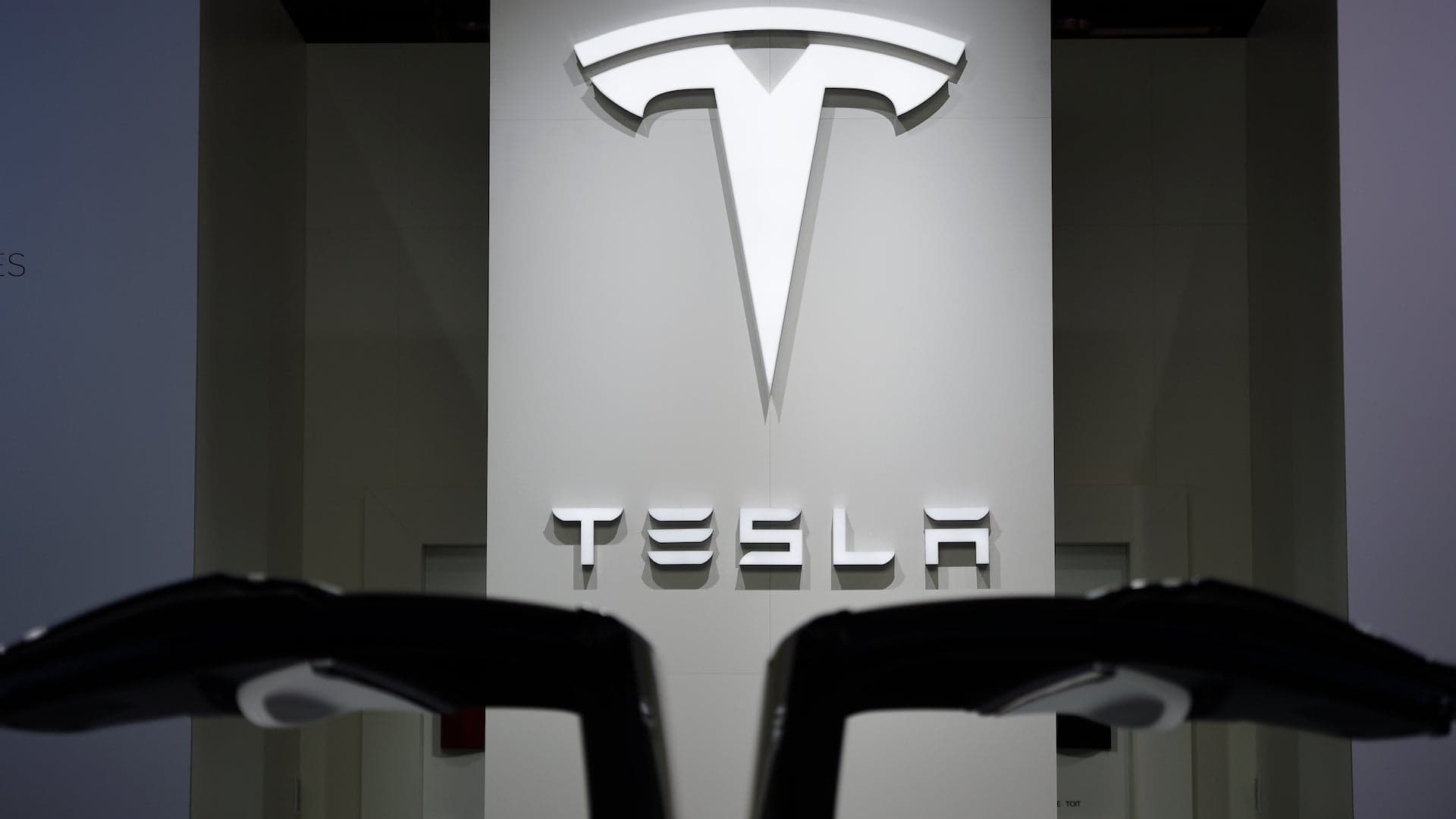 Musk: Tesla’s Upcoming Pickup Truck ‘Might’ Be Ready This Summer