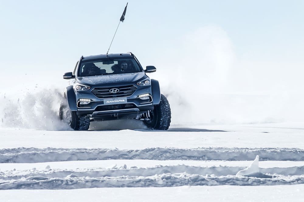 Hyundai Crosses Antarctica With Beefed-Up Santa Fe
