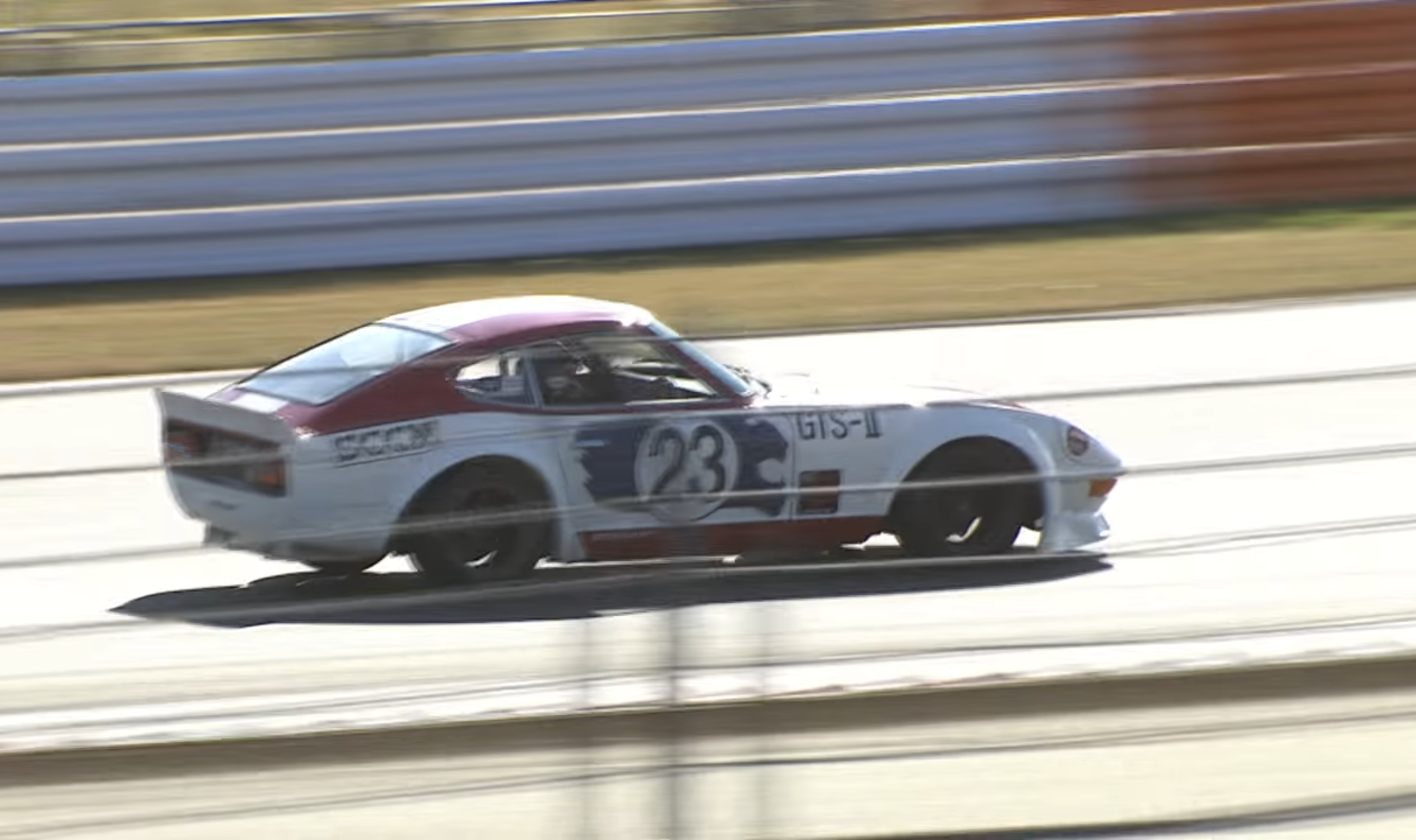Ride Onboard the 1973 Nissan 240ZG at Fuji Speedway