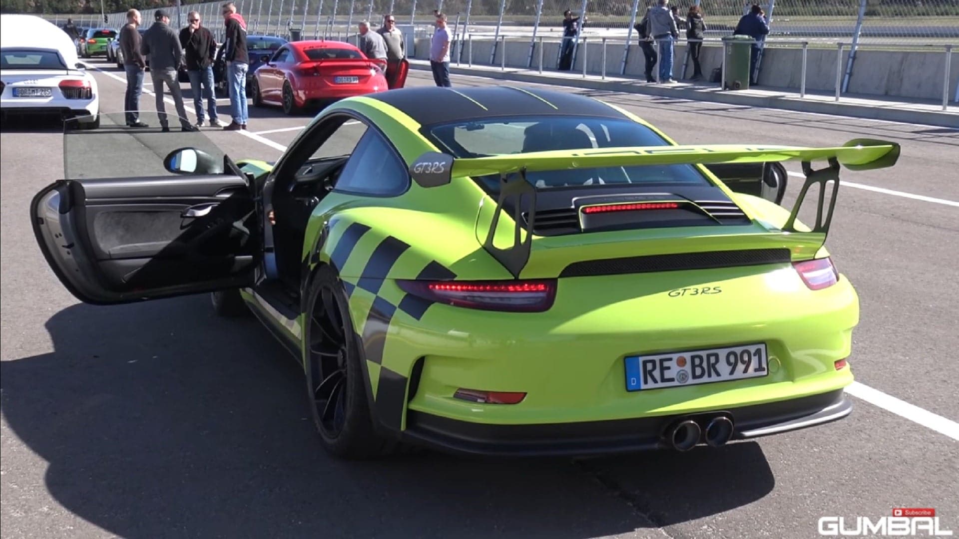 Akrapovic Pumps Up The Volume On This Porsche 991 GT3 RS