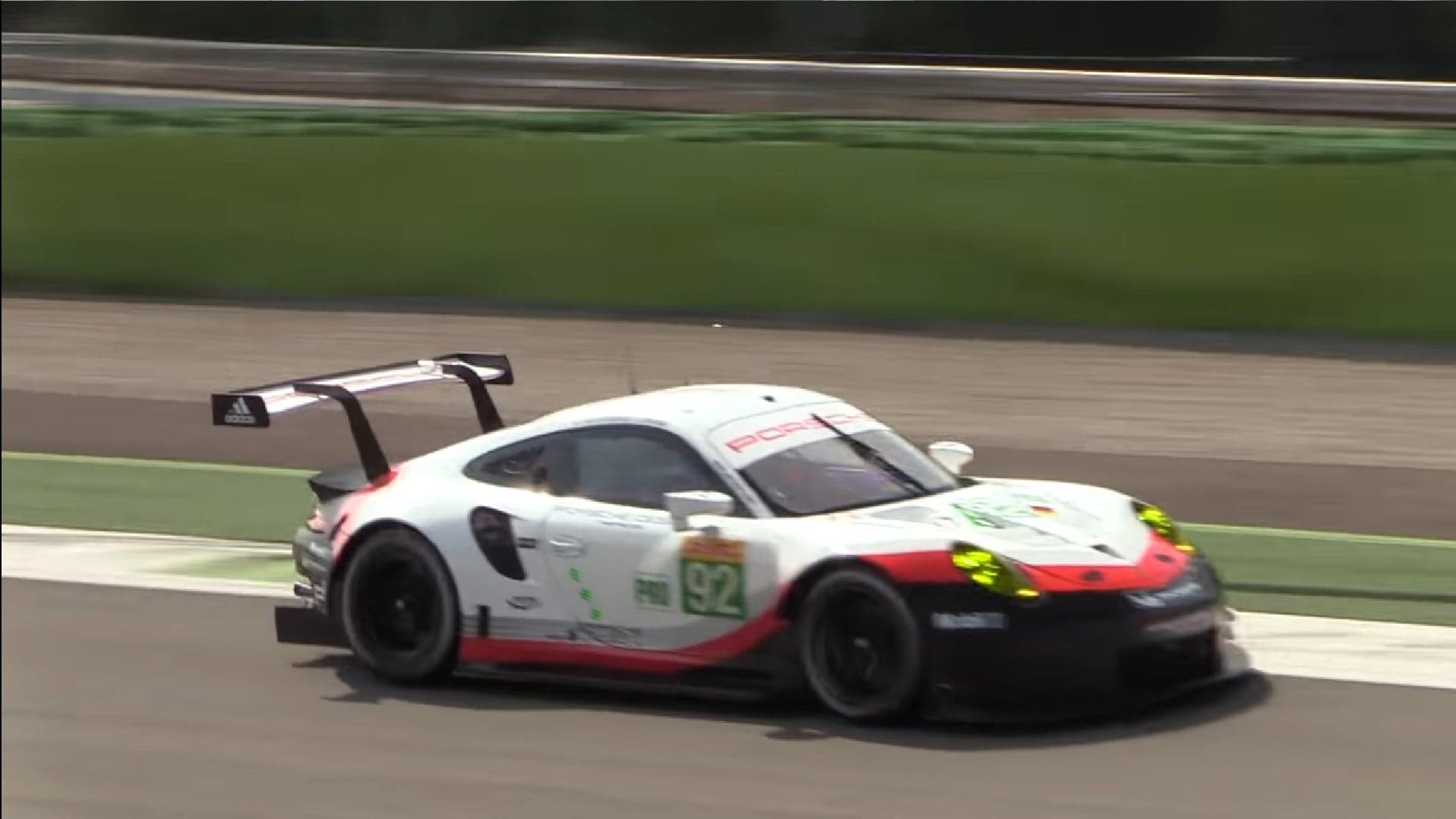 How Does The New Porsche 911 RSR Engine Sound?