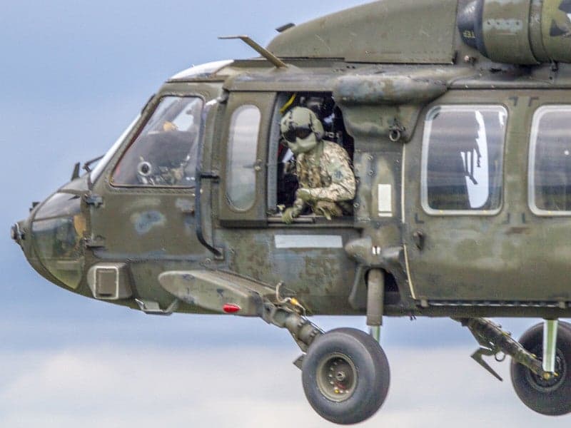 The U.S. Army’s UH-60V Brings Older Black Hawks Into the Digital Age