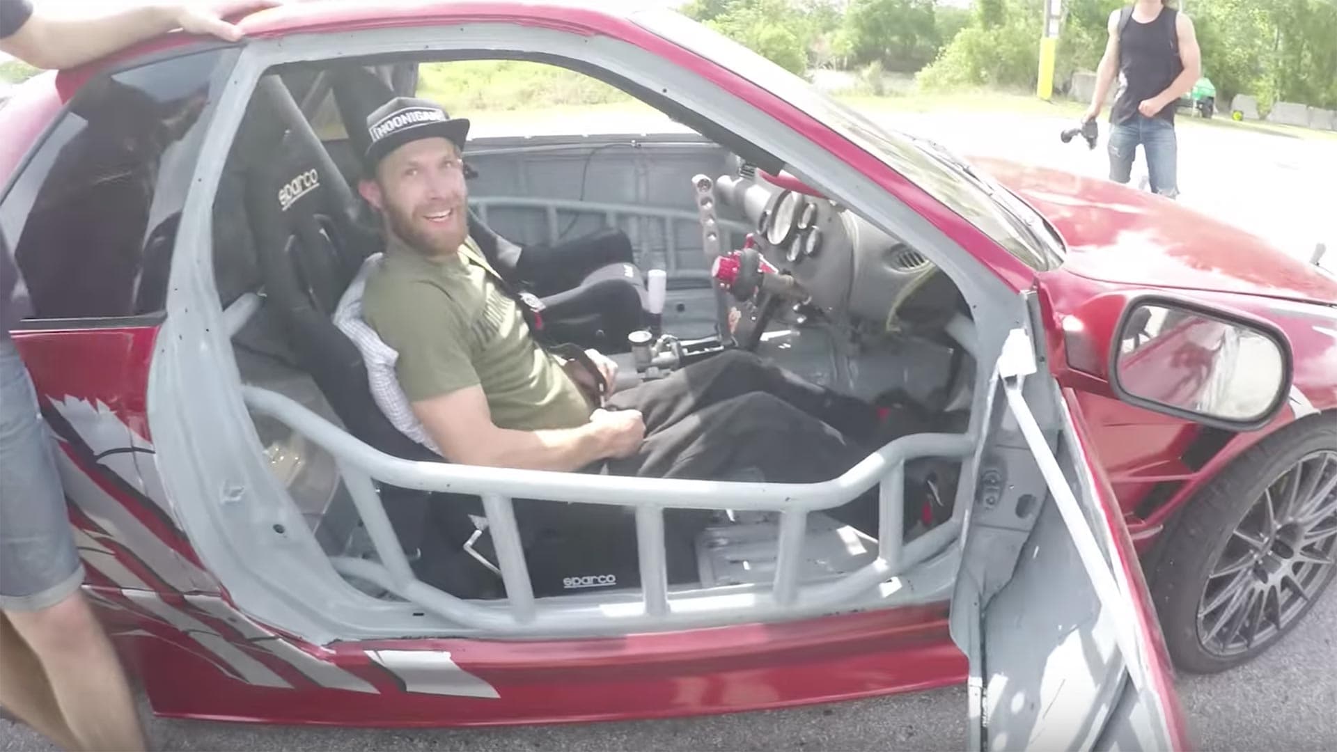 Watch Handicapped Hoonigan Rob Parsons Drift a Nissan R32 Skyline