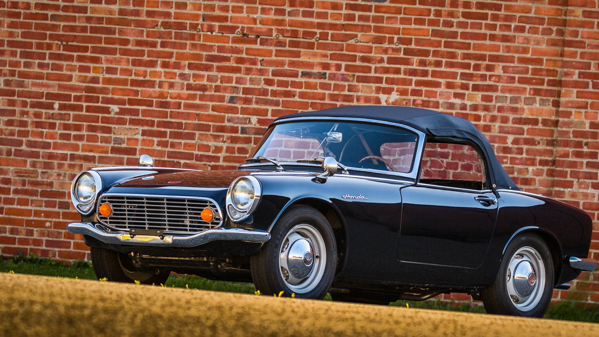 For Sale: Mint Honda S600 With 40,000 Miles
