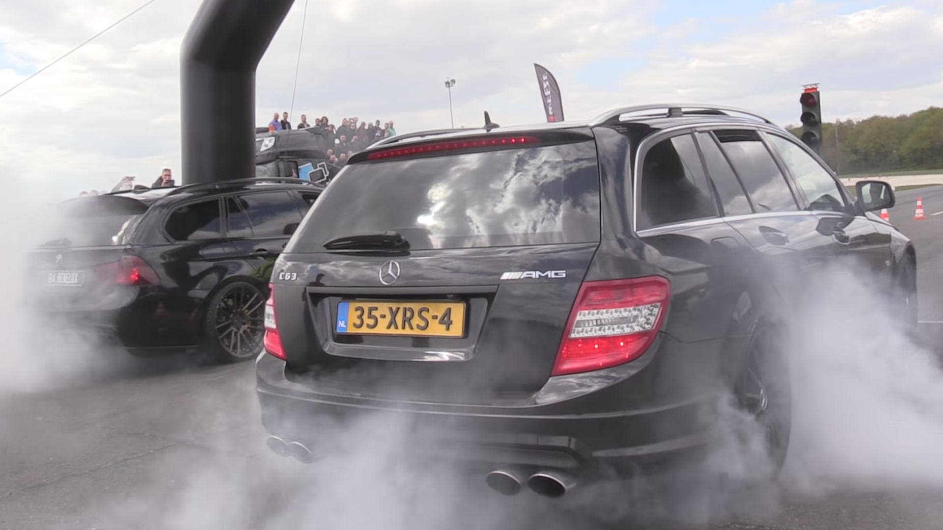 Watch a 900-HP BMW 3-Series Wagon and a Mercedes-Benz C63 Wagon Drag Race