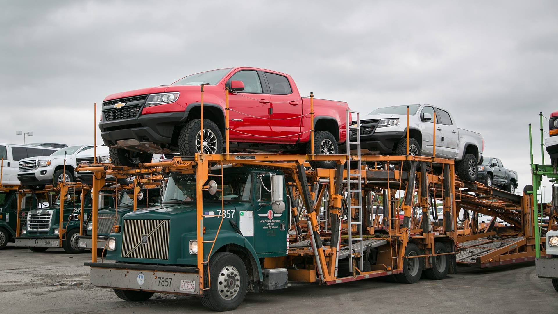 First Chevy Colorado ZR2s Roll Off Assembly Line Ready to Off-Road