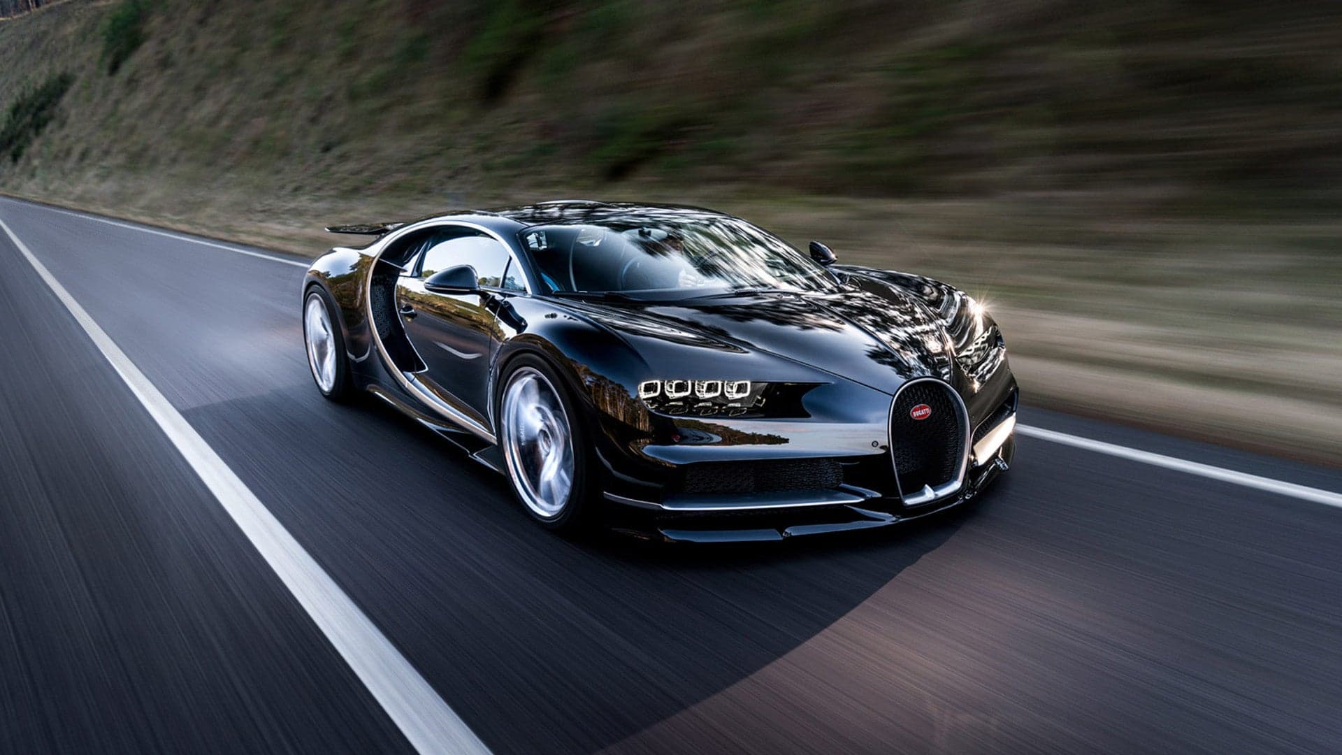 The 1,479-HP Bugatti Chiron Could Hit 280 MPH… If the Tires Can Keep Up