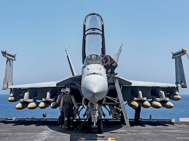 This Syria-Bound Super Hornet Is Carrying A Uniquely Massive Bomb Load