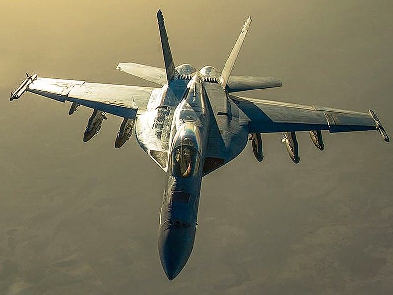 USN F/A-18E Super Hornet Shoots Down Syrian Su-22 Fitter Attack Jet