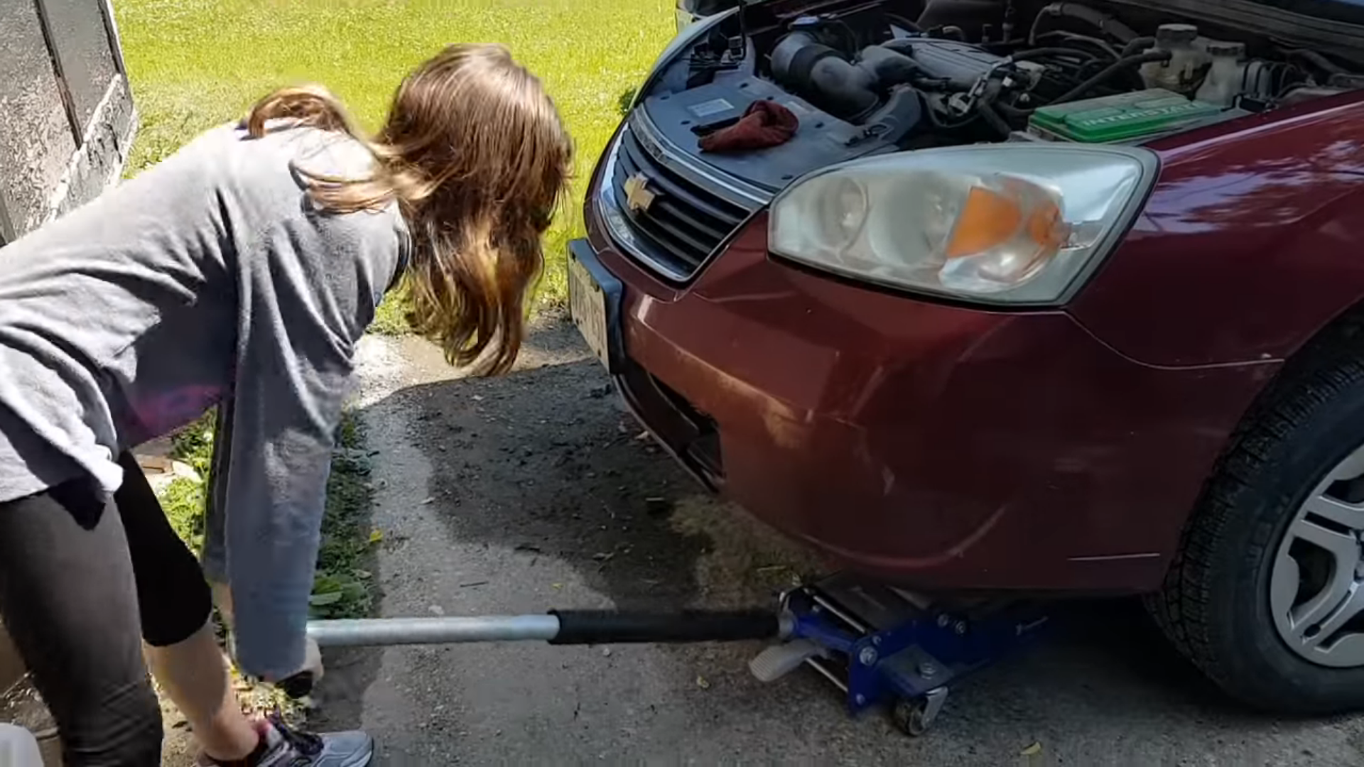 Let a 12-Year-Old Teach You How to Change Your Oil