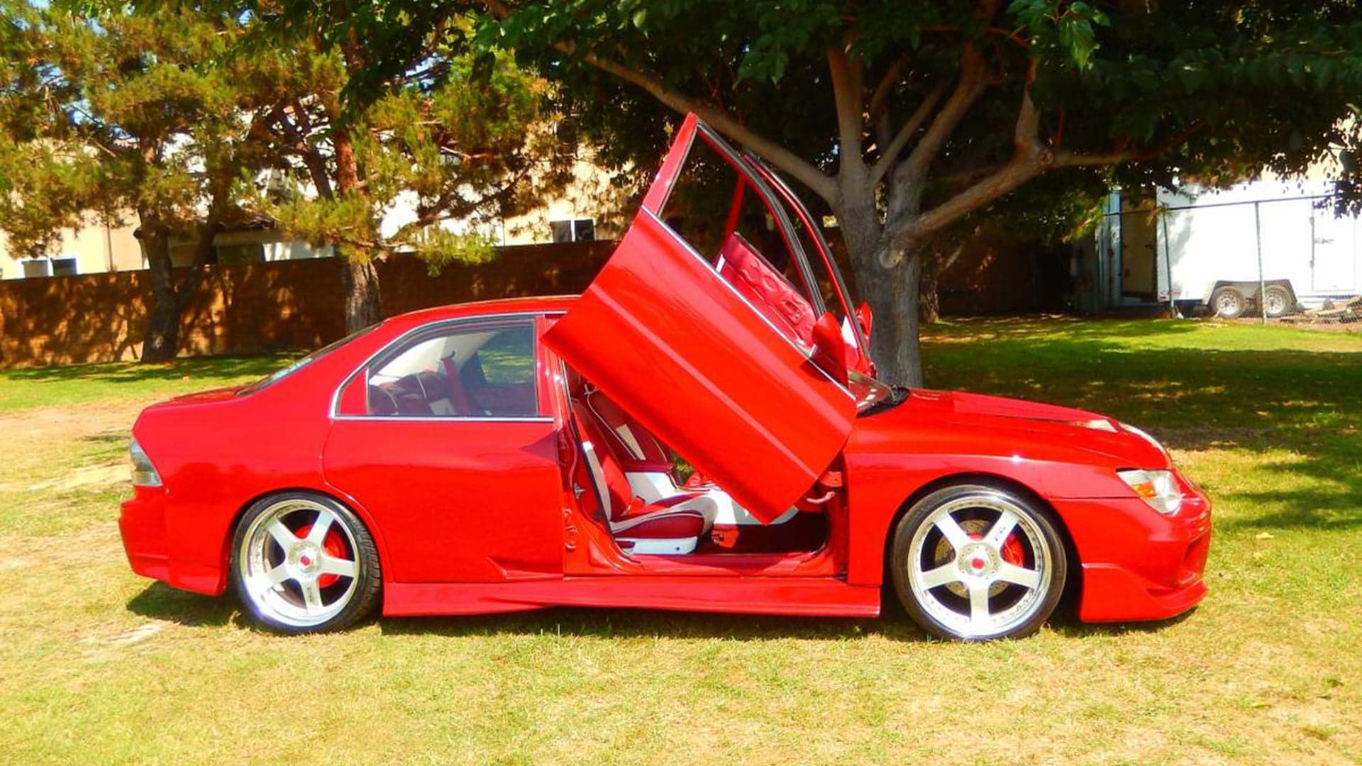 There’s a Great Red Dragon on the Hood of This Craigslist 1994 Honda Accord