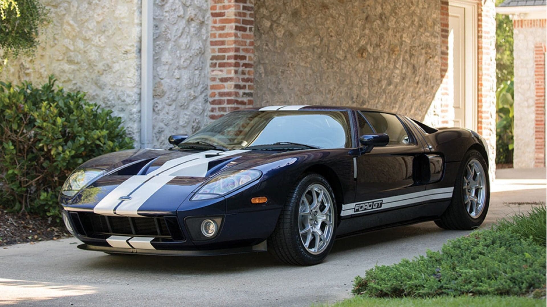 A Virtually New 2006 Ford GT Is Going To Auction
