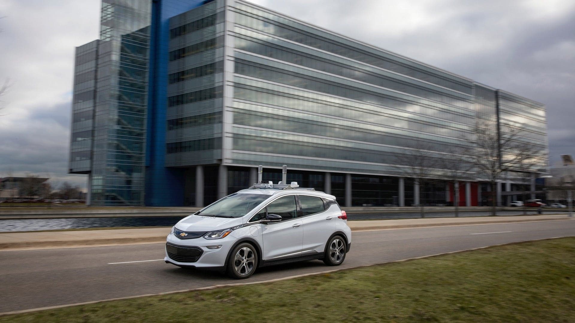 One of GM’s Cruise Self Driving Cars Just Got a Ticket in California