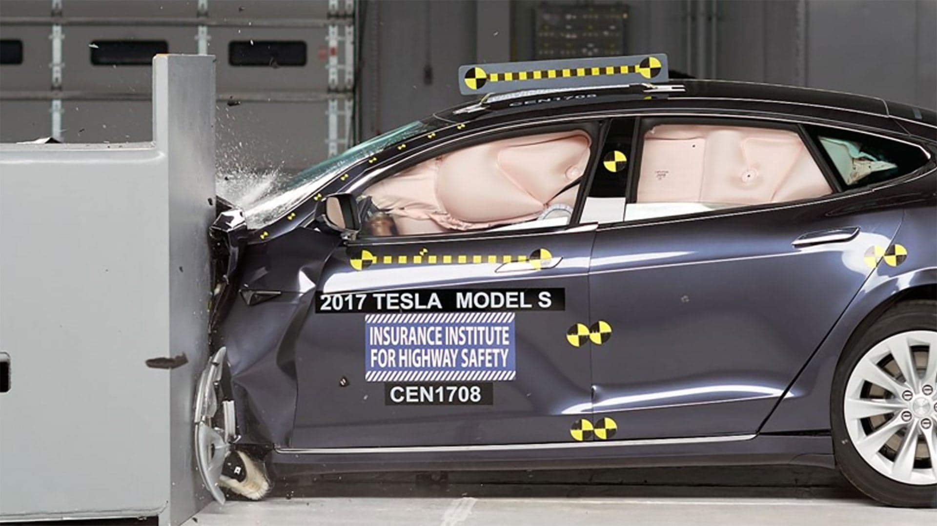 Tesla Model S Rated ‘Acceptable’ in IIHS Crash Test, Tesla Lashes Back
