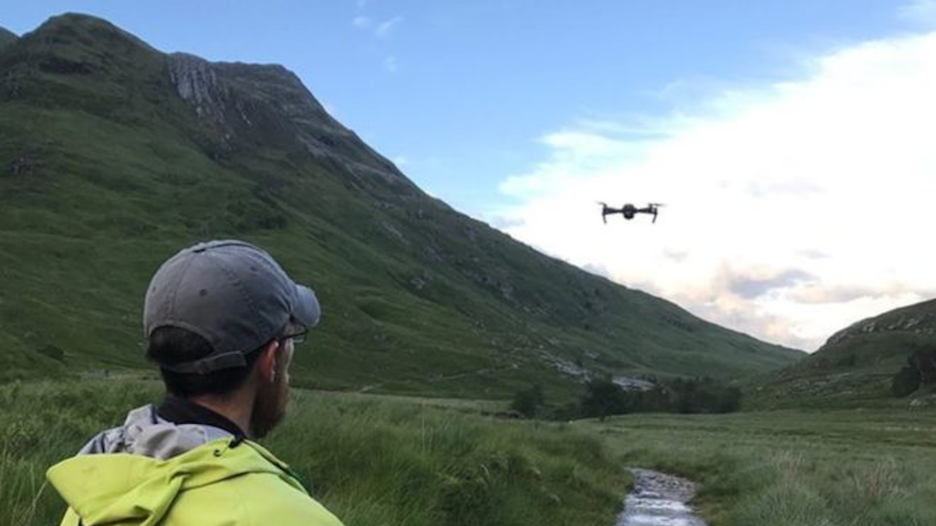 Scottish Mountain Rescue Team Uses Drones to Find Missing Hikers
