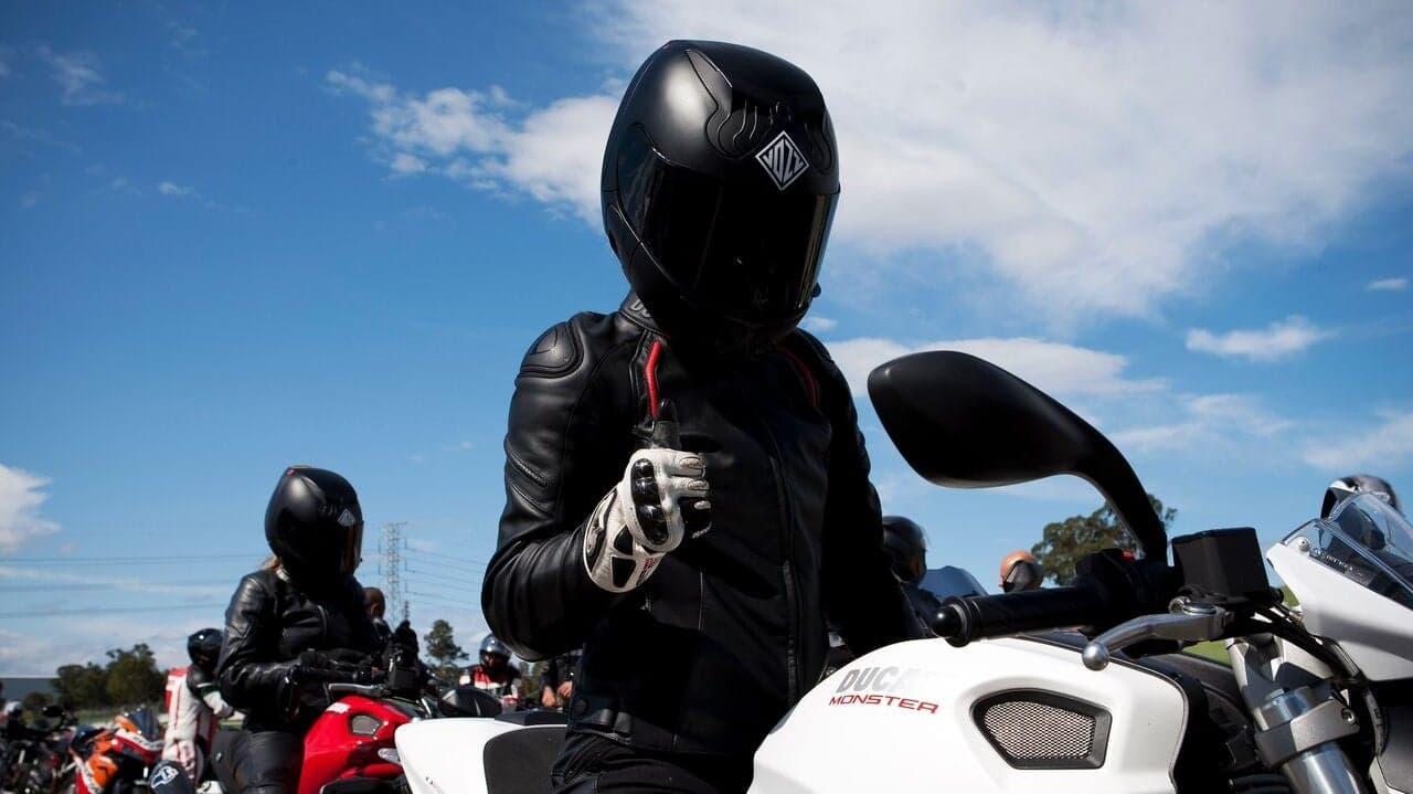 Check Out This Vozz Strapless Motorcycle Helmet