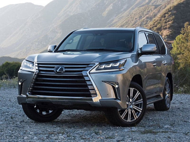 2017 Lexus LX570 Review: the Rolling Throwback-Thursday of the SUV World