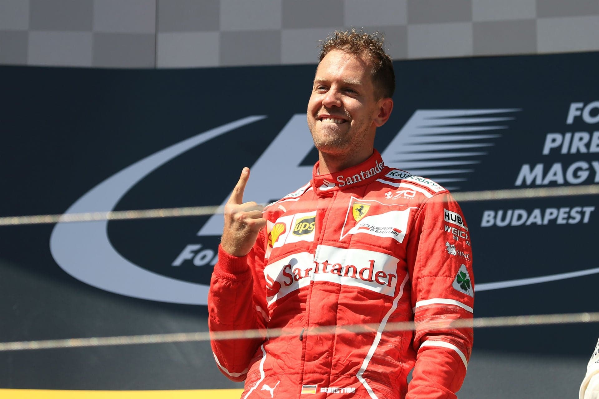 Ferrari Signs Sebastian Vettel to Contract Extension Through 2020