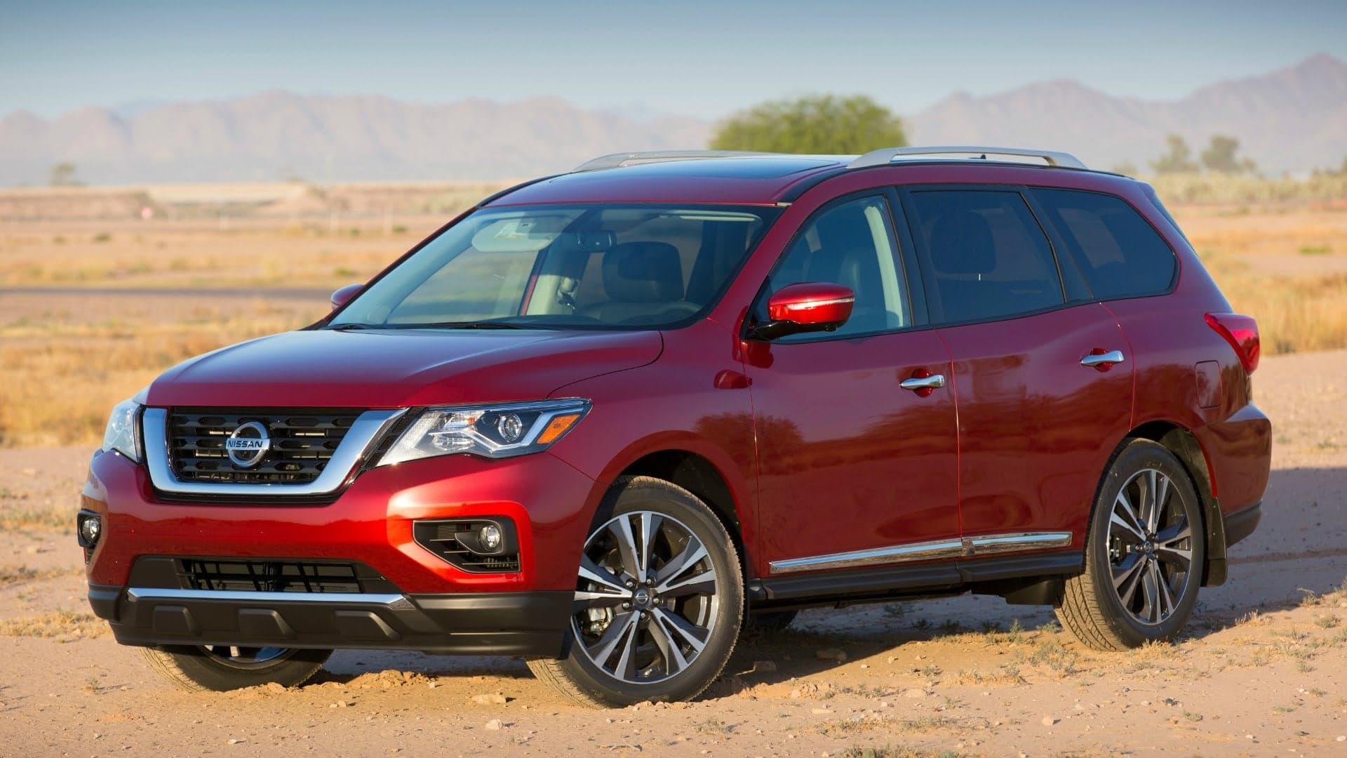 Nissan Announces New Pathfinder Features and Pricing