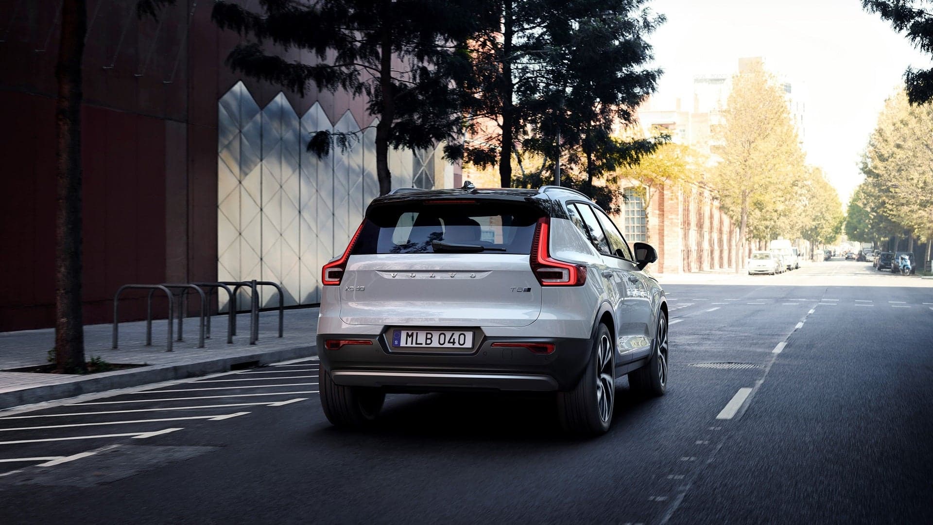 Volvo Announces the XC40, Its First Compact SUV