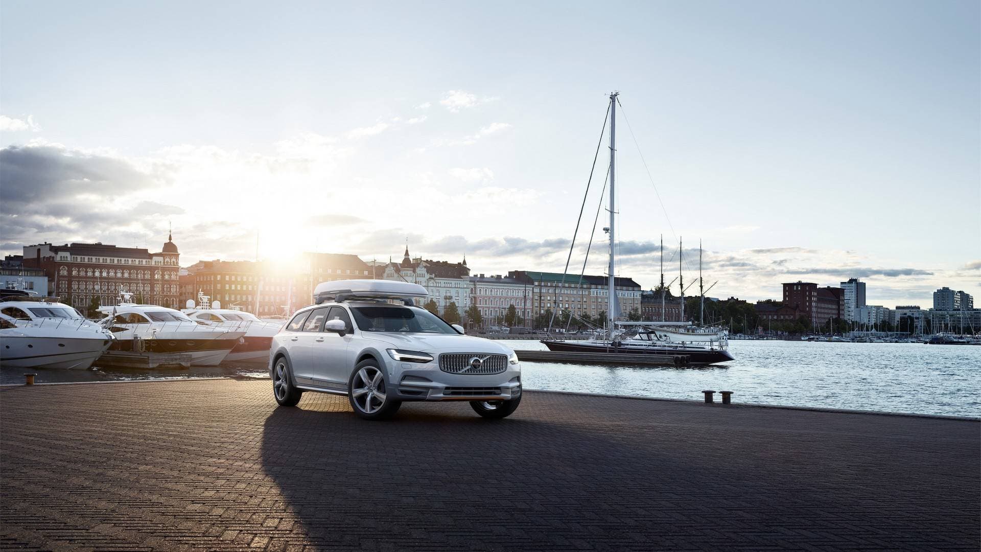 Volvo Builds Unique V90 Cross Country to Fight for the Environment