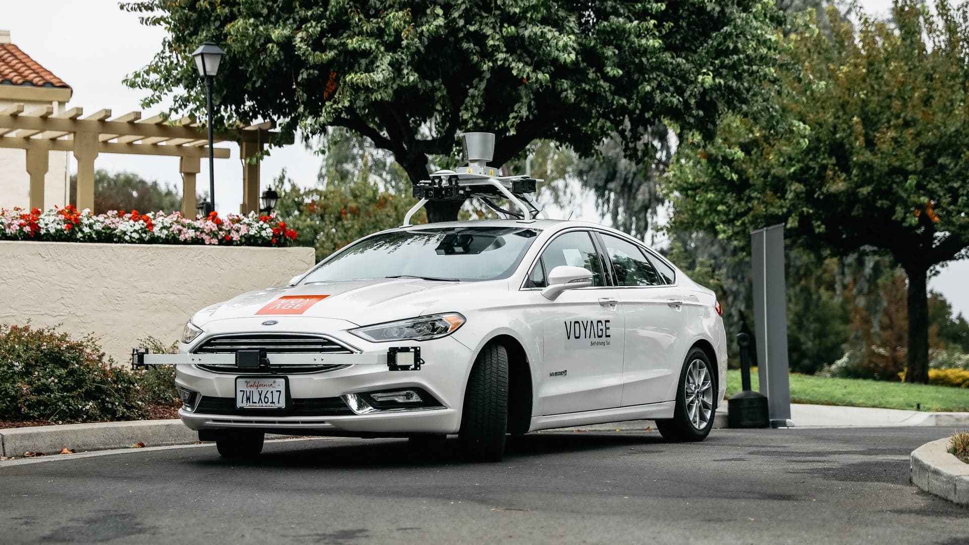Voyage Tests Self-Driving Cars in Retirement Communities