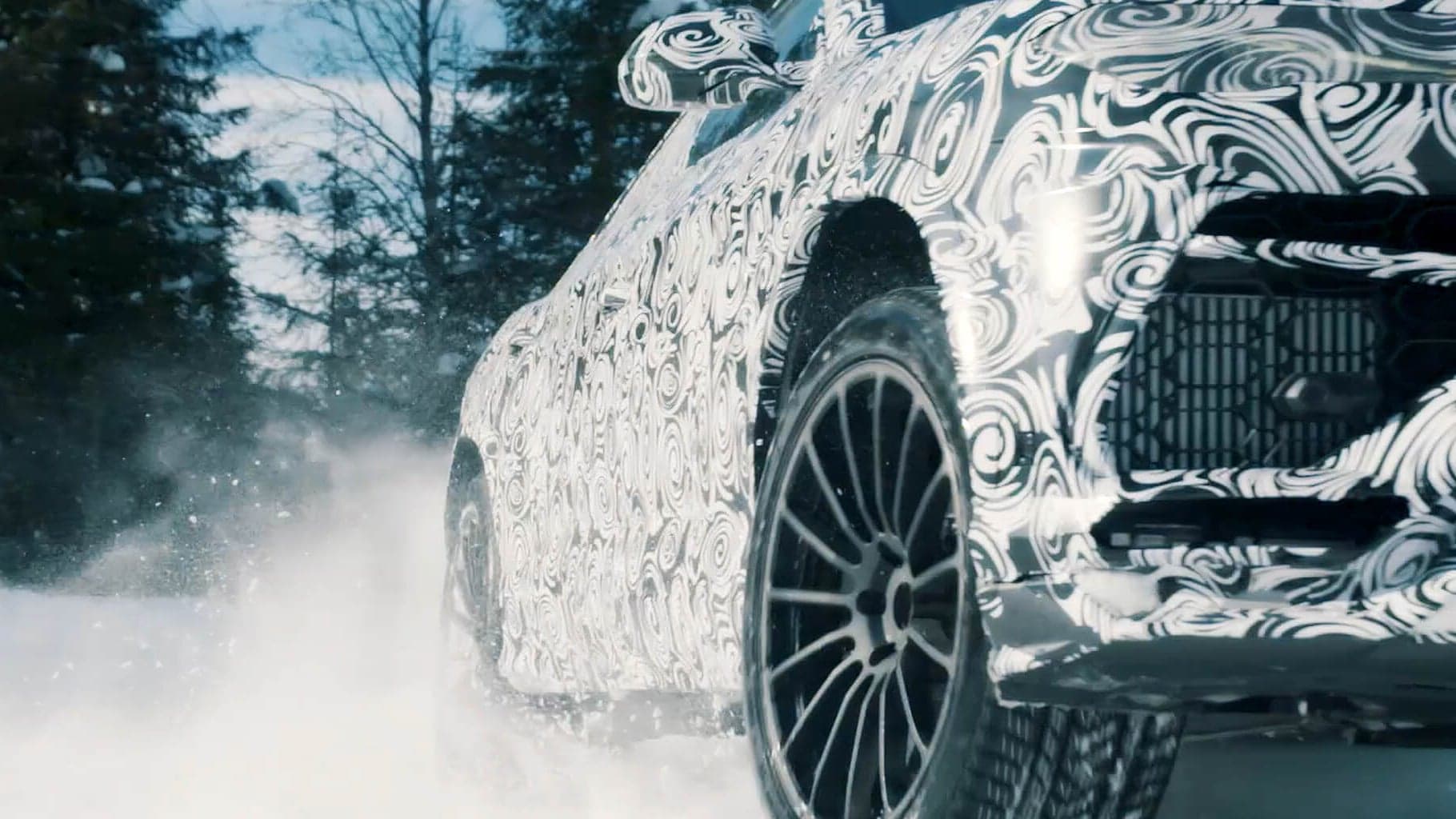 Watch the Upcoming Lamborghini Urus Drive Through the Snow