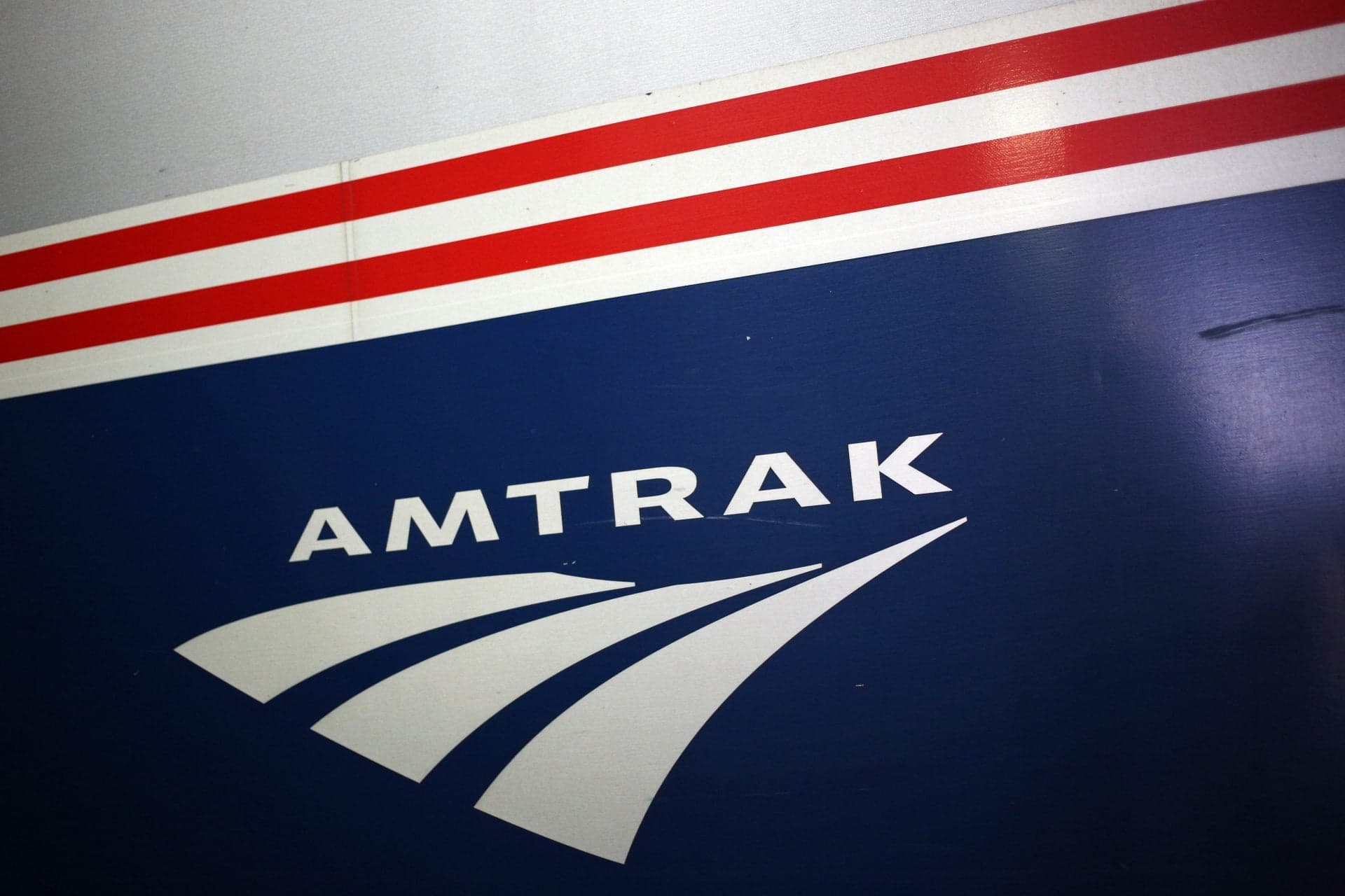 No One Hurt as Amtrak Train Carrying More than 300 Derails in Snowy Georgia