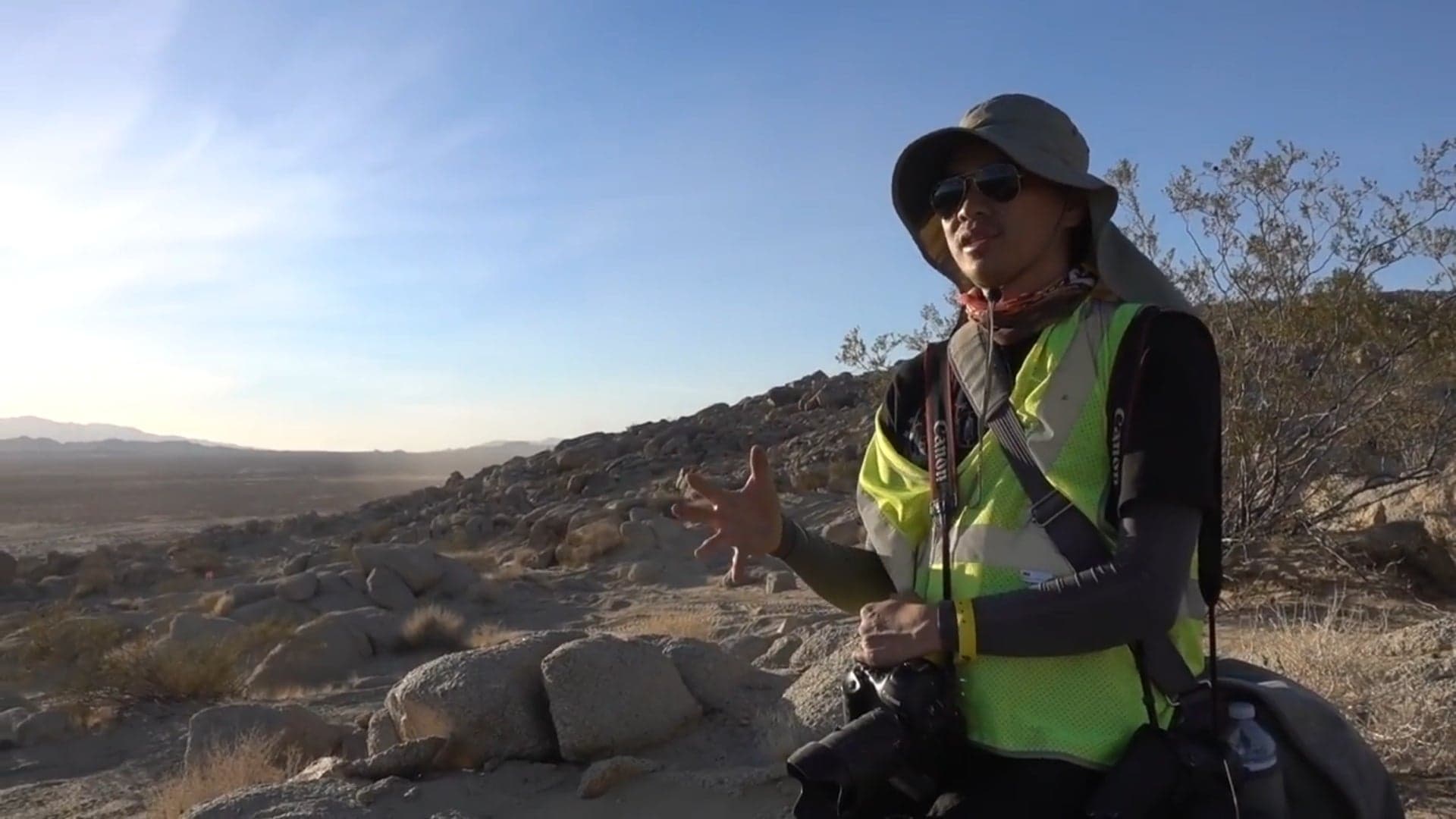Watch and Learn as Photographer Larry Chen Shoots at King of the Hammers