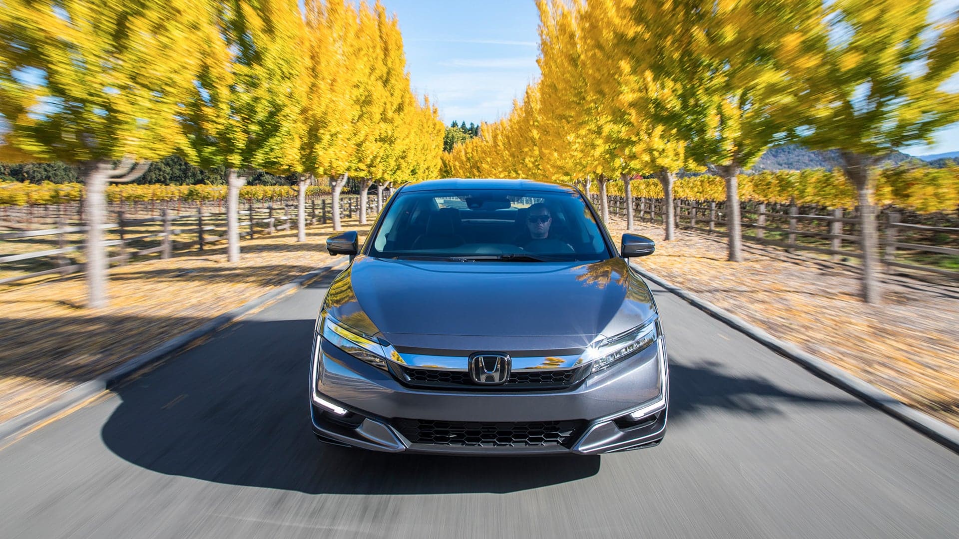 The Honda Clarity Plug-In Hybrid’s Technology Is In Need Of a Little Clarity Itself