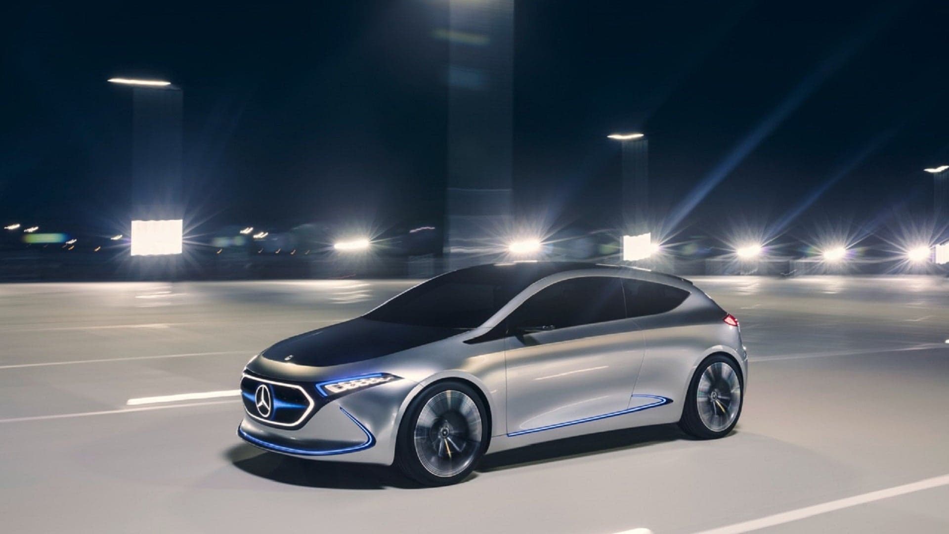 Daimler Will Invest Nearly $600 Million in French Electric Car Plant