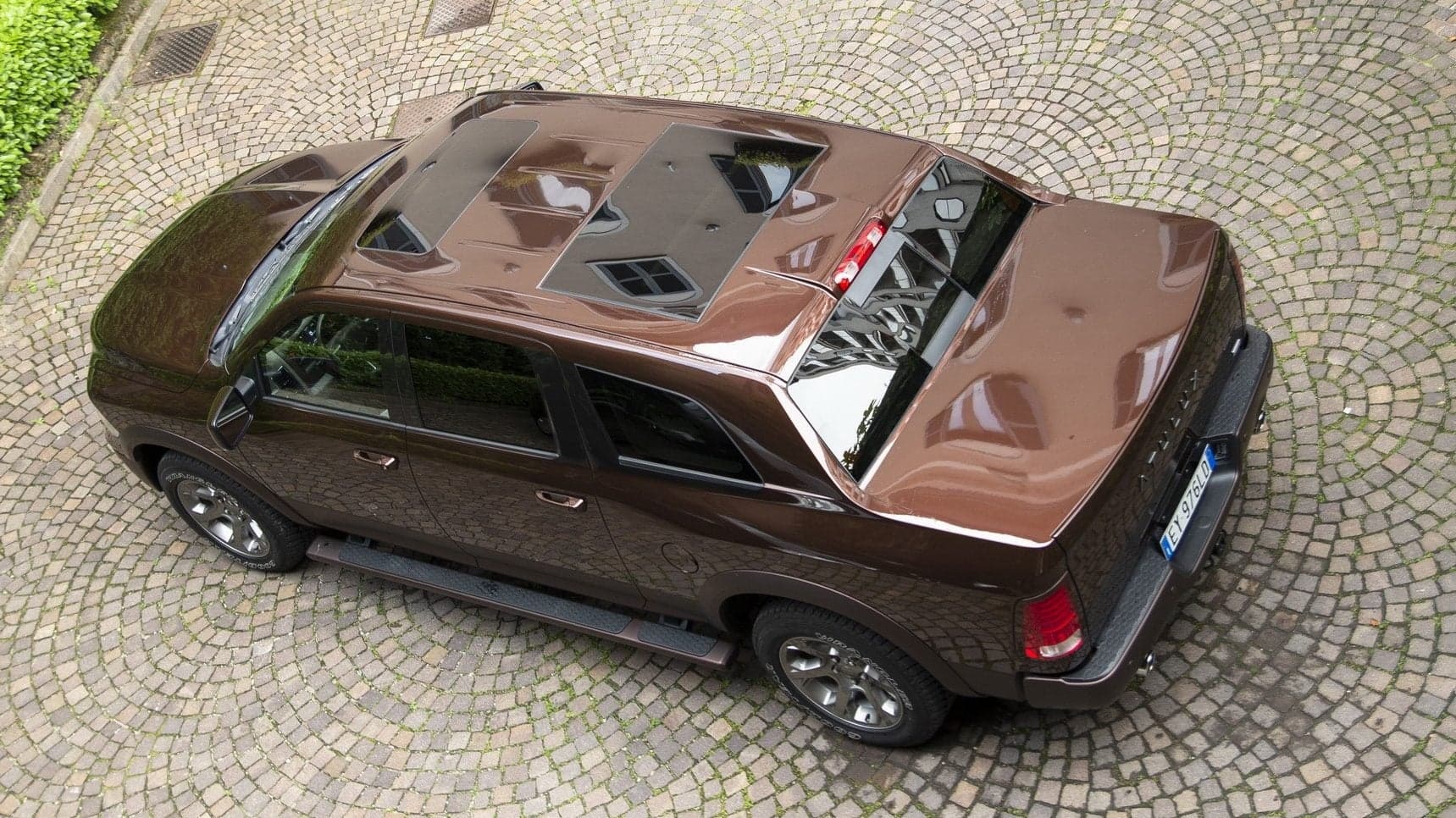 The Aznom Atulux: A Custom Italian Luxury Dodge Ram