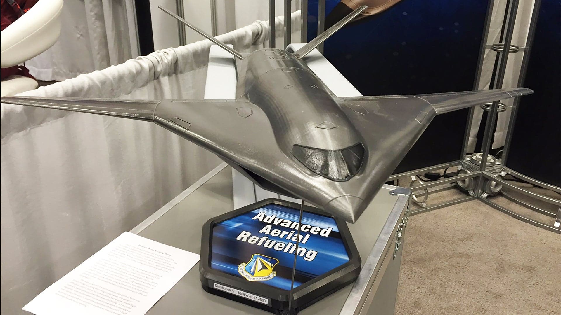 New Stealth Tanker Model Is Touted By Air Force Research Lab At Aviation Conference
