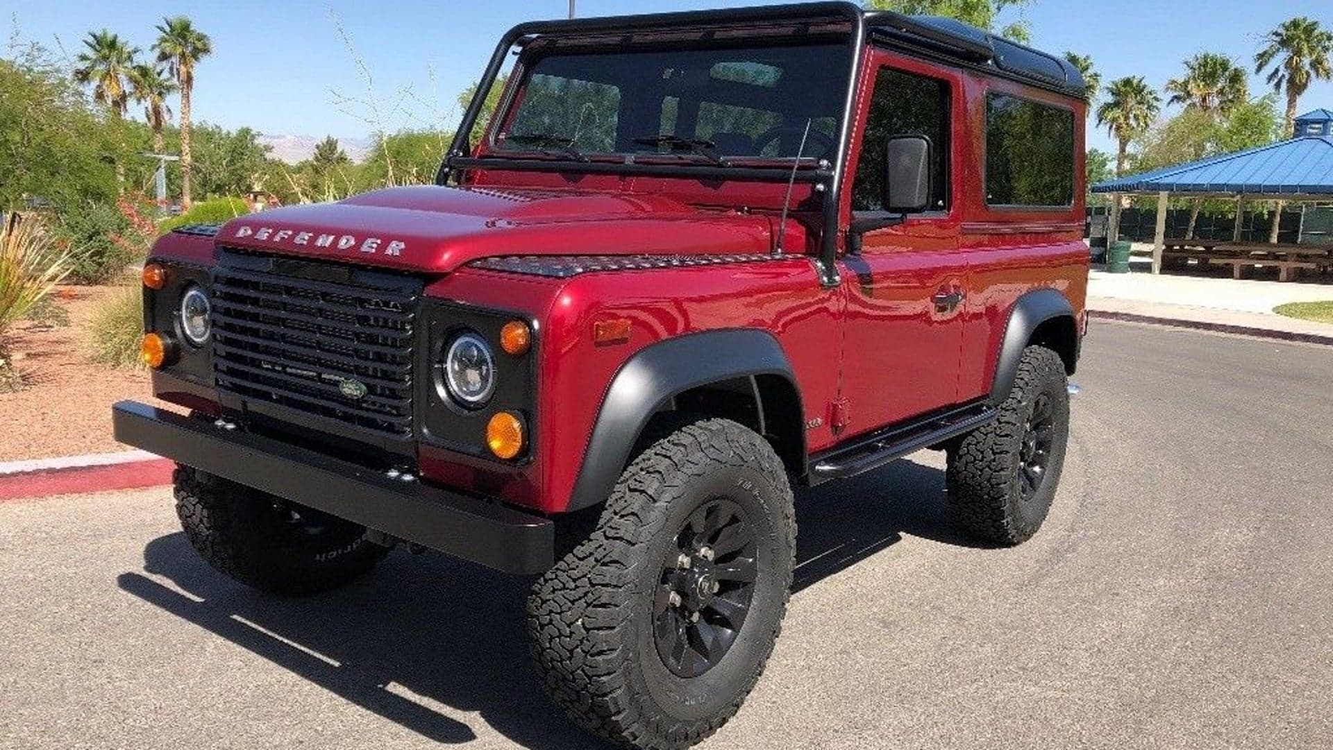 This LS-Swapped 1995 Land Rover Defender on eBay Is a Redcoat with an American Heart