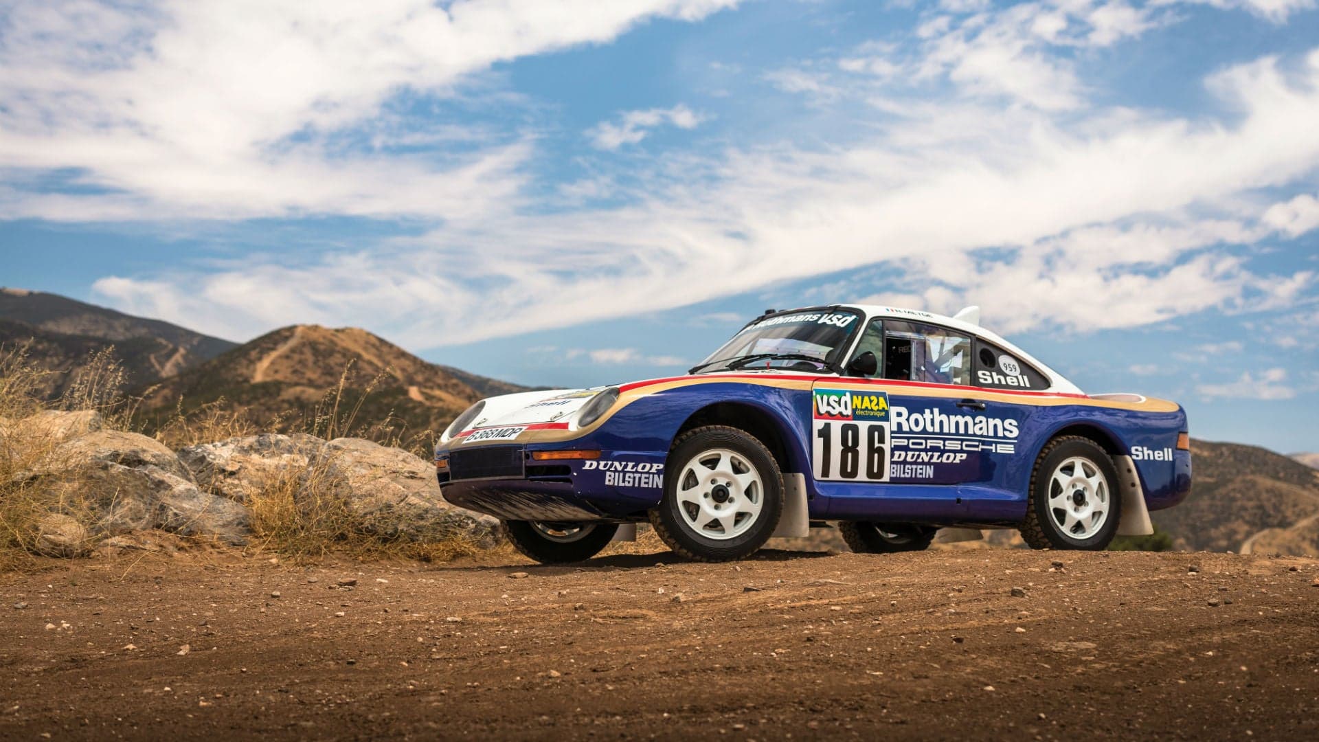 This Paris-Dakar Porsche 959 Rally Car May Bring in $3.4 Million at Auction