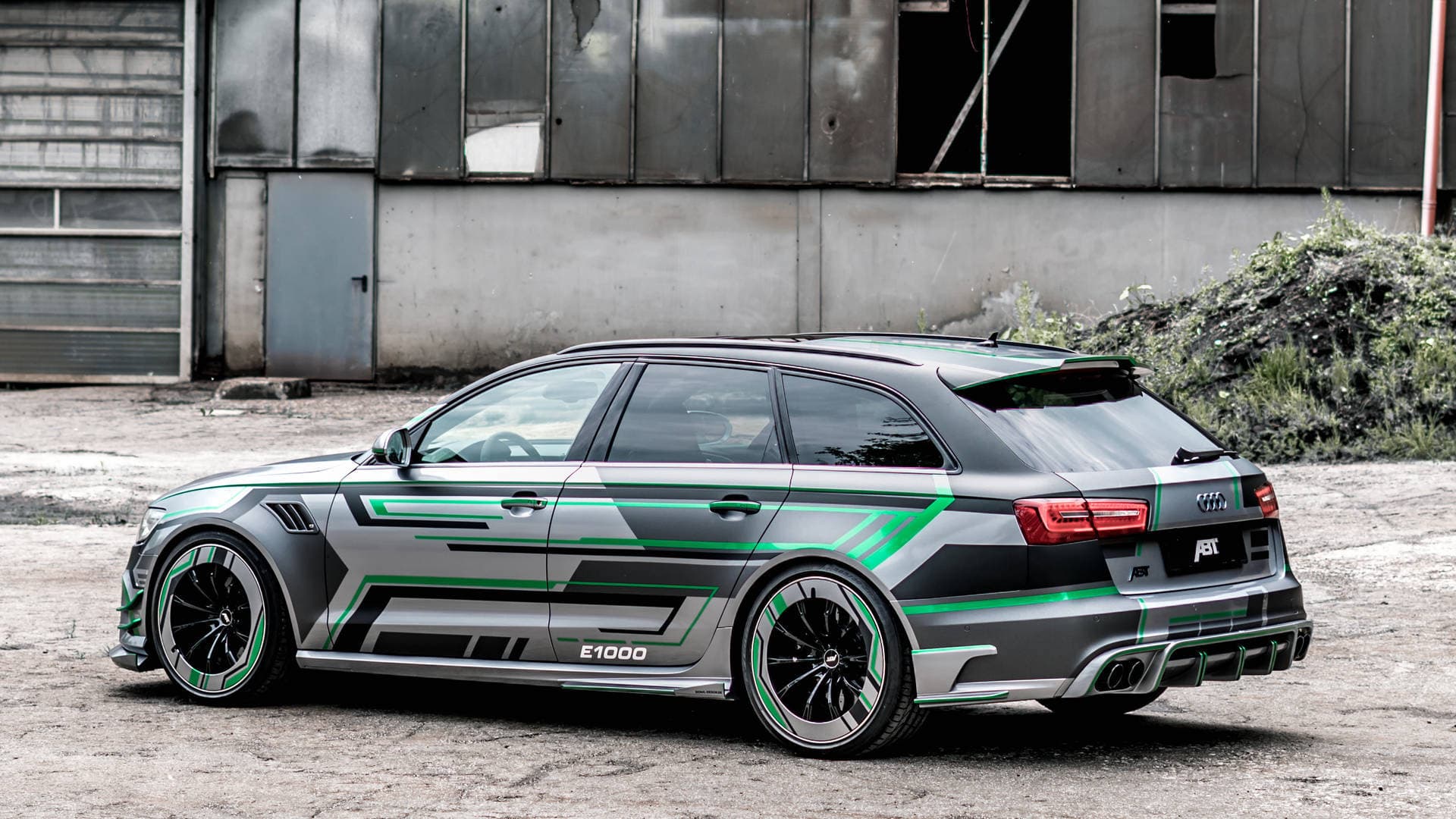 Behold the First Ever Hybrid Audi RS6 Avant