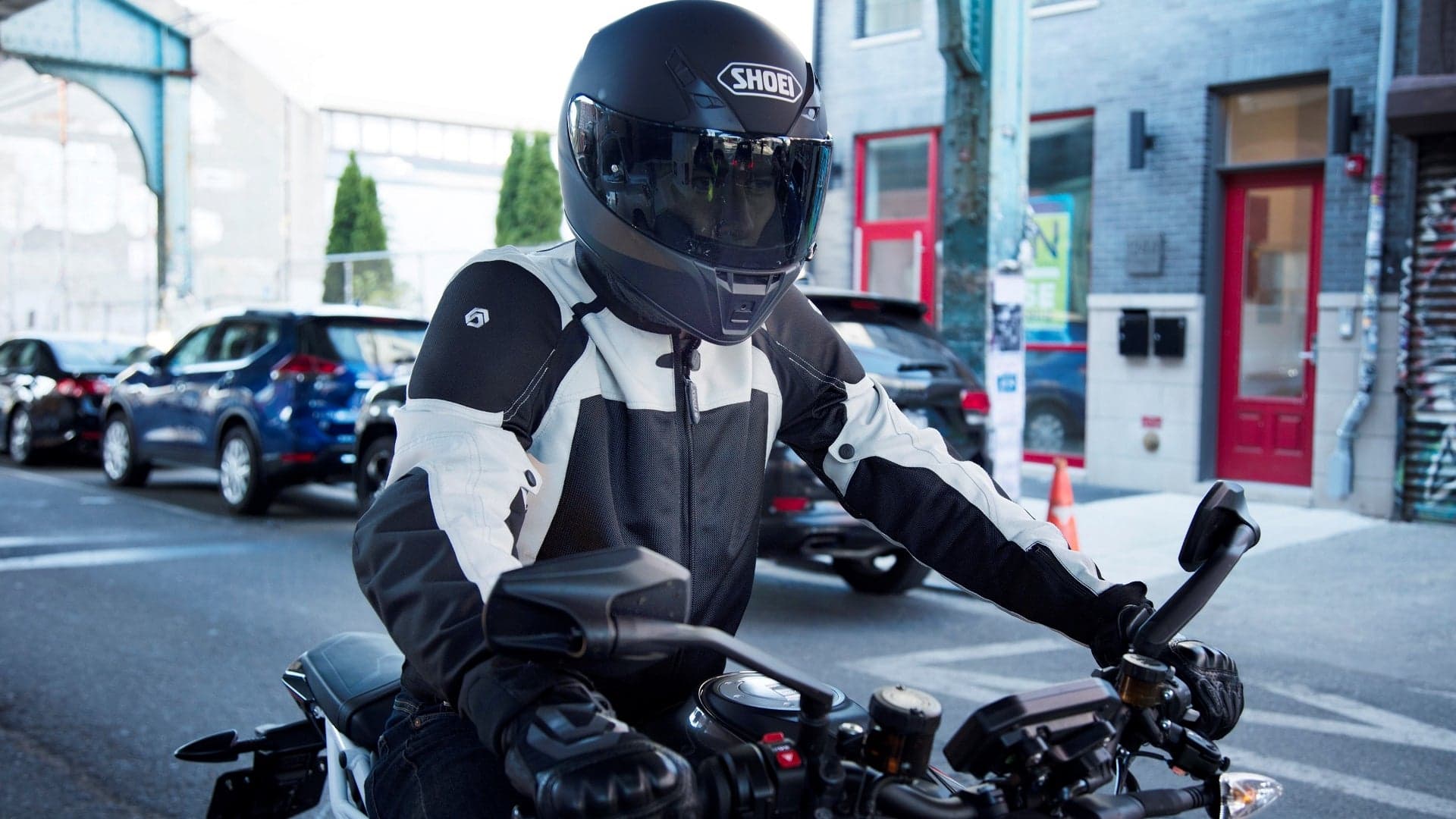 Gear Review: The Reax Alta Motorcycle Jacket Lets You Ride in Armored Style