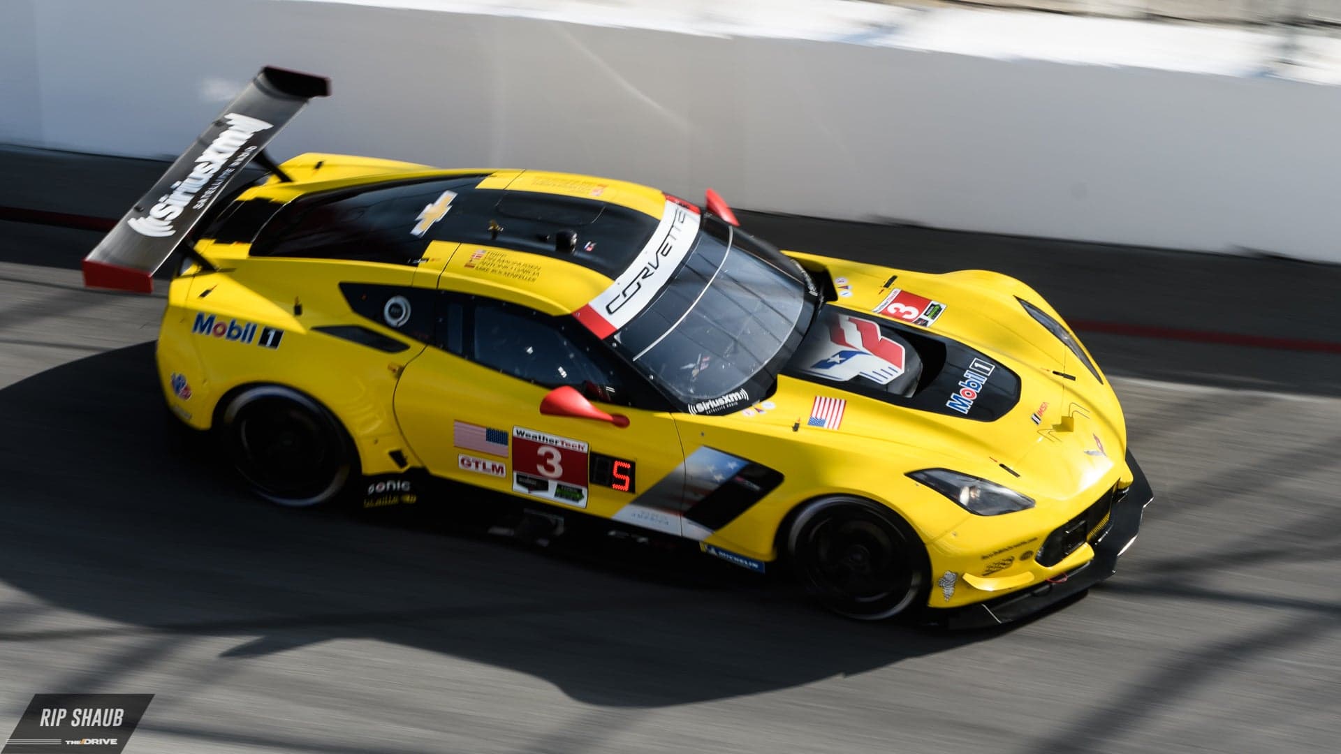 Garcia Sets Track Record With Lime Rock Pole for Corvette Racing