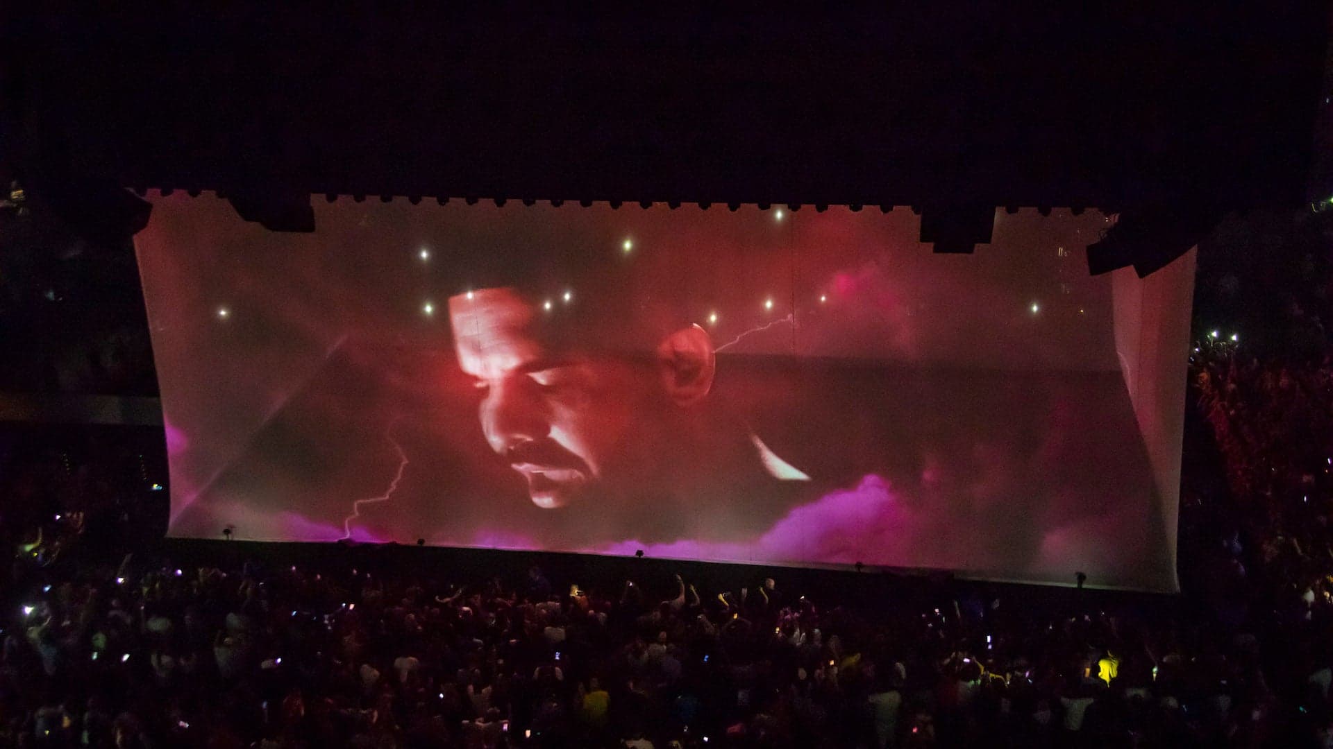 Drake is Using Verity Drones to Enhance Stage Production of Current Tour
