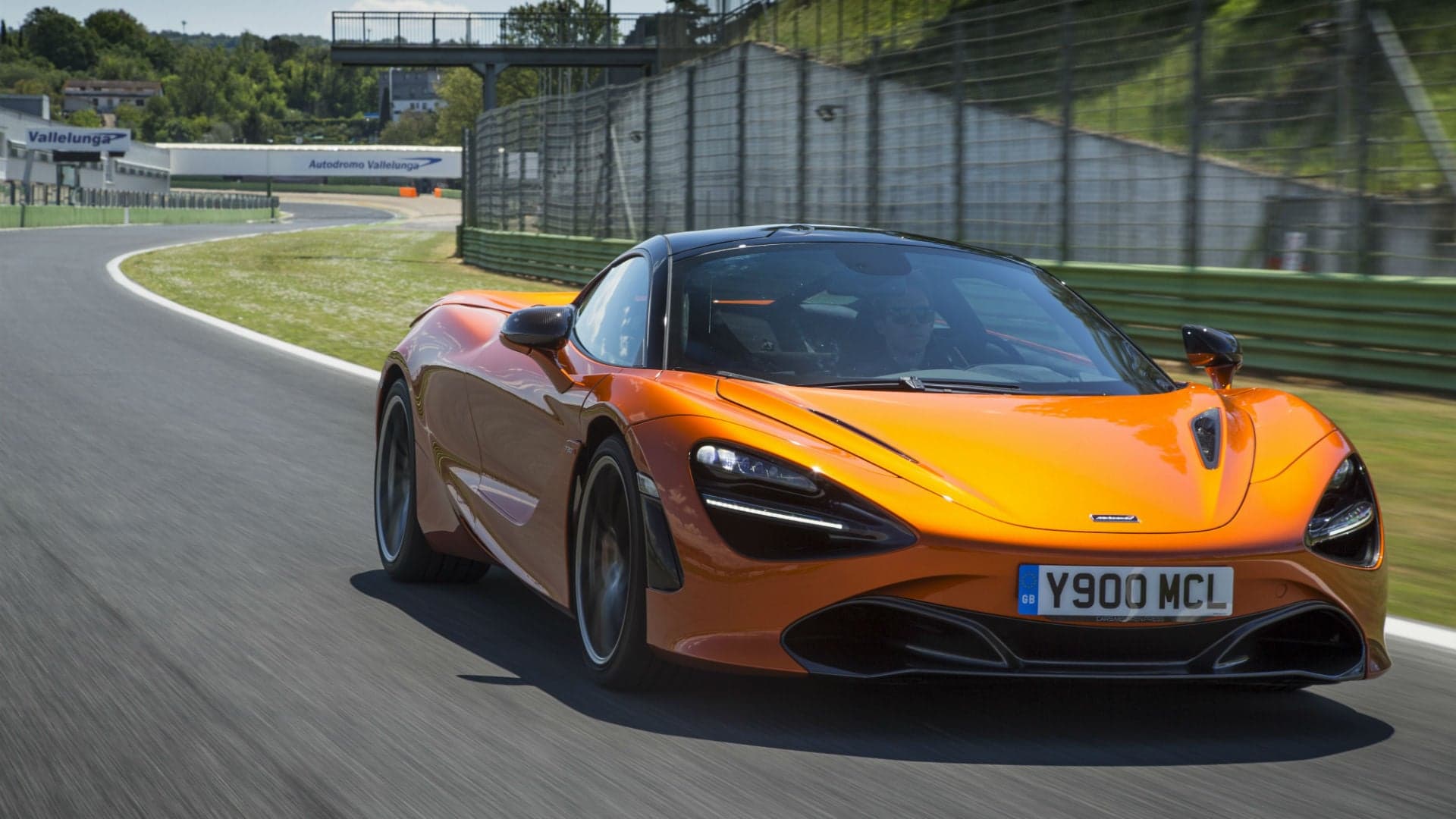 Scientist Explains Why the McLaren 720S Is a Spaceship for the Road