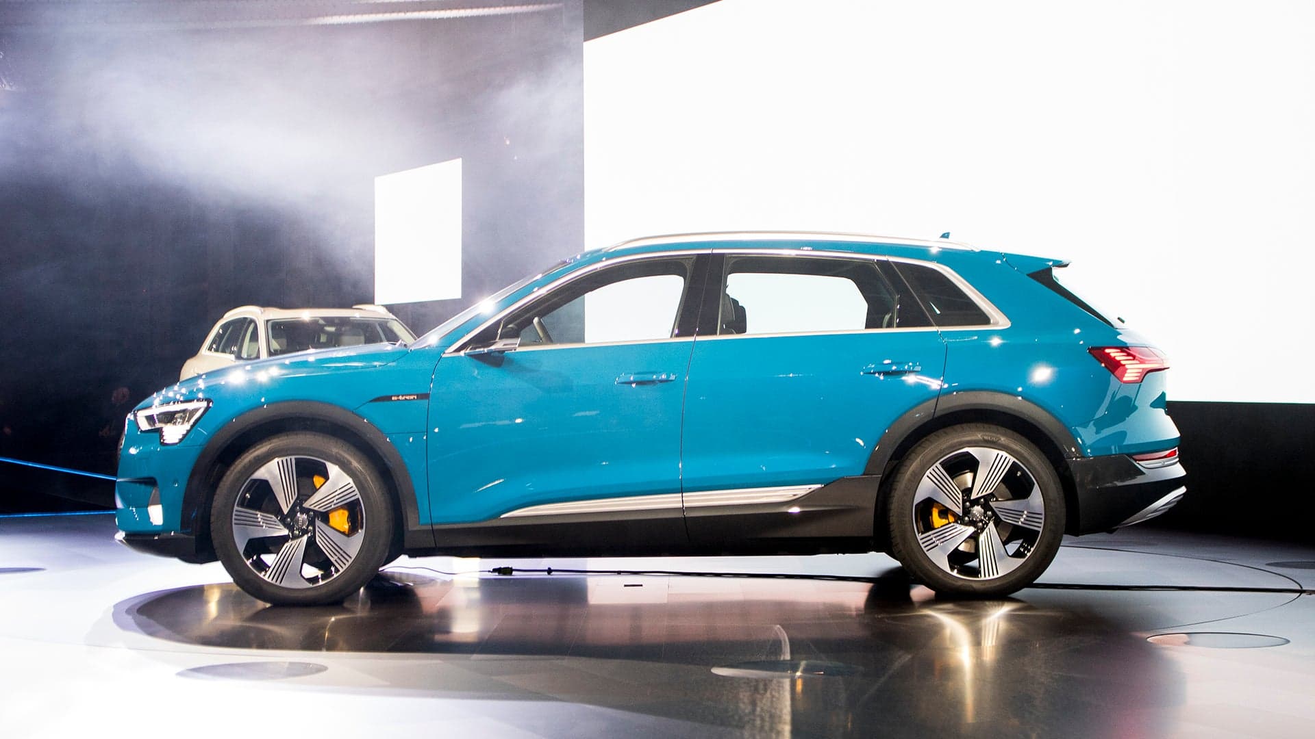 The All-Electric 2019 Audi E-tron Is a $74,800 Warning Shot Across Tesla’s Bow