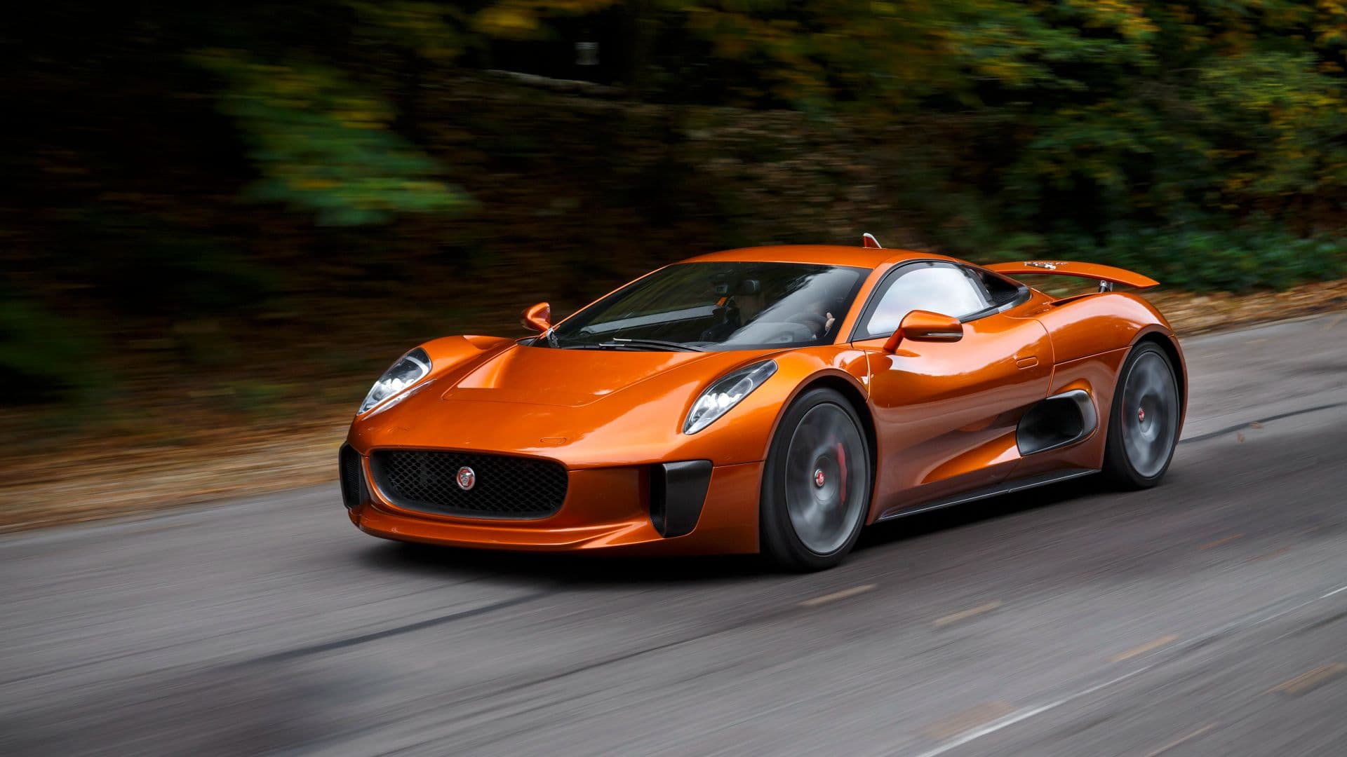 Report: Jaguar Preparing Mid-Engined, Hybrid Supercar for 2022
