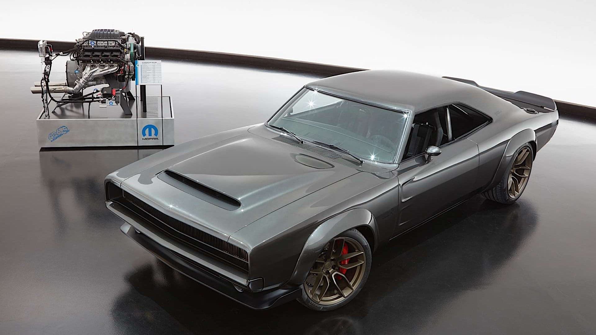 Hellcats of SEMA: Mopar Drops 1,000-HP ‘Hellephant’ Crate Engine, ‘Super Charger’ Concept to Go With It