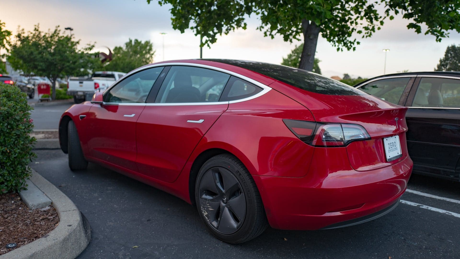 A Tesla ‘Dog Mode’ Could Be in the Works