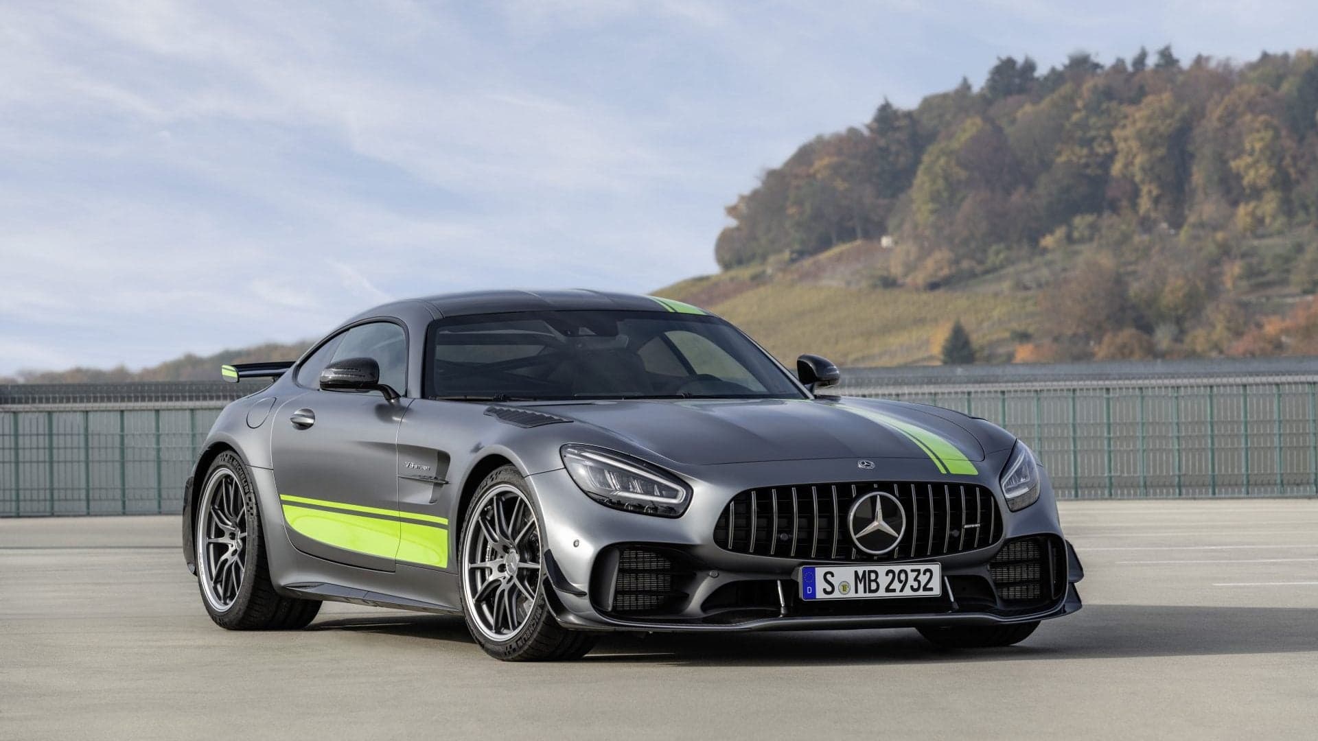 2020 Mercedes-AMG GT R Pro: Tightened, Lightened, and Limited
